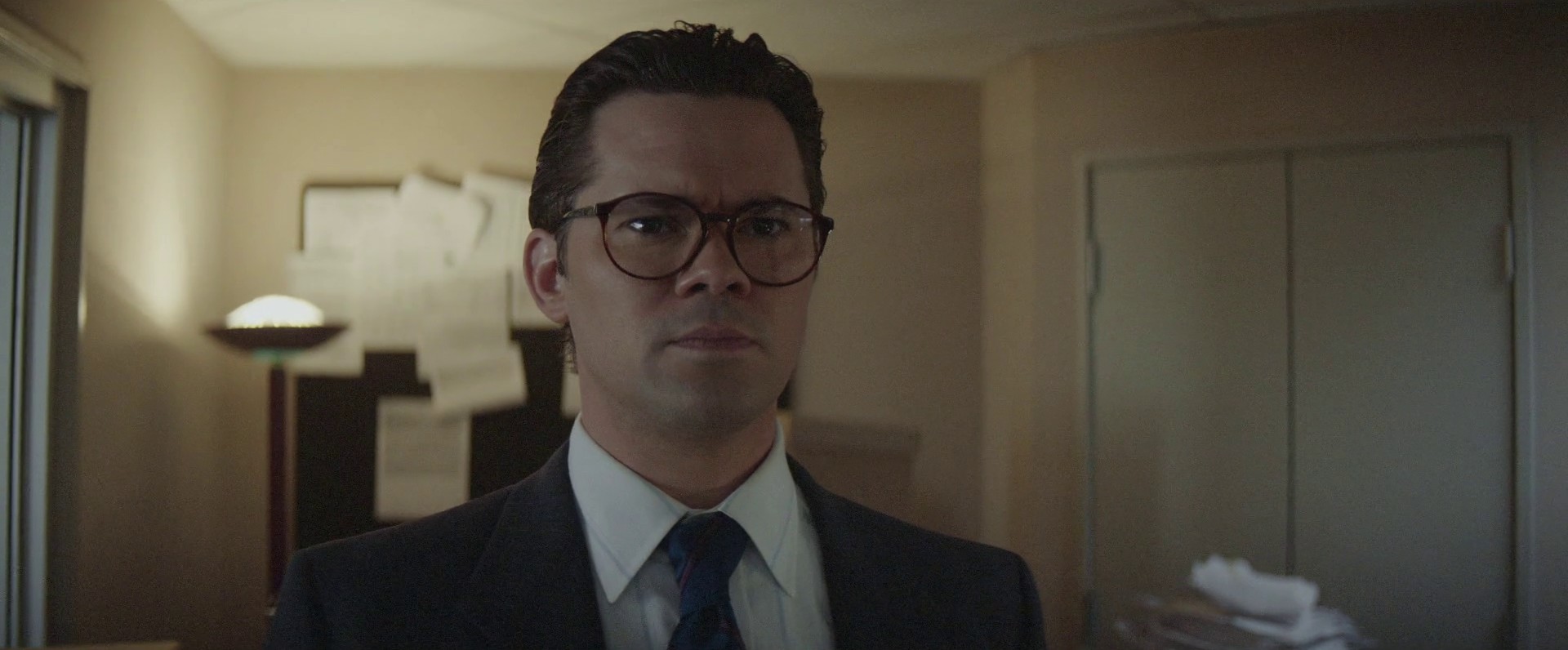 243 (2019) —  shot,  lighting