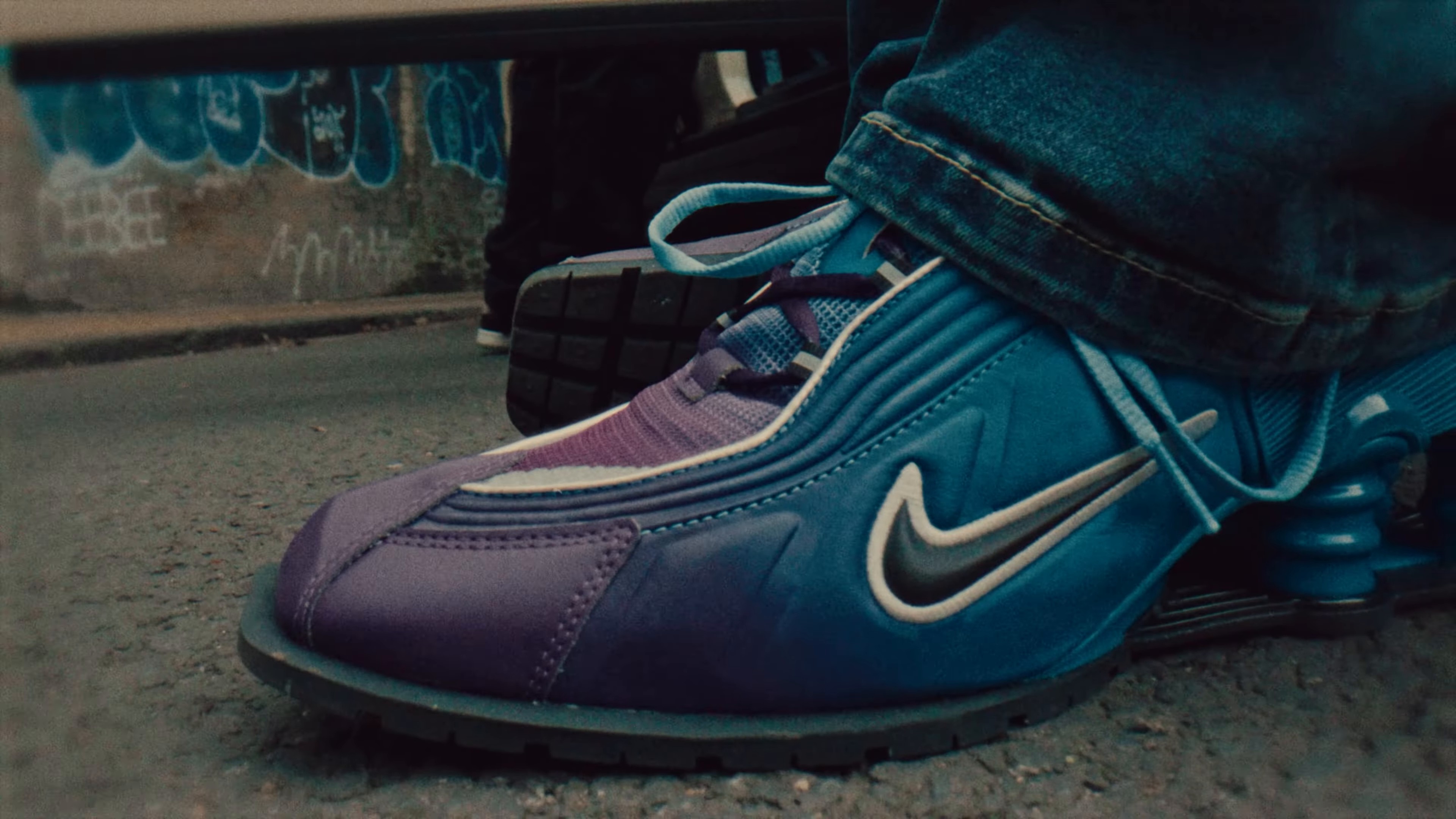 FEEL THA BASS (2024) —  shot,  lighting