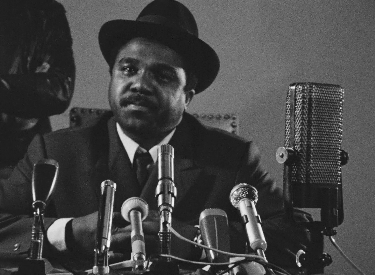 Oh, Sun (1973) —  shot,  lighting