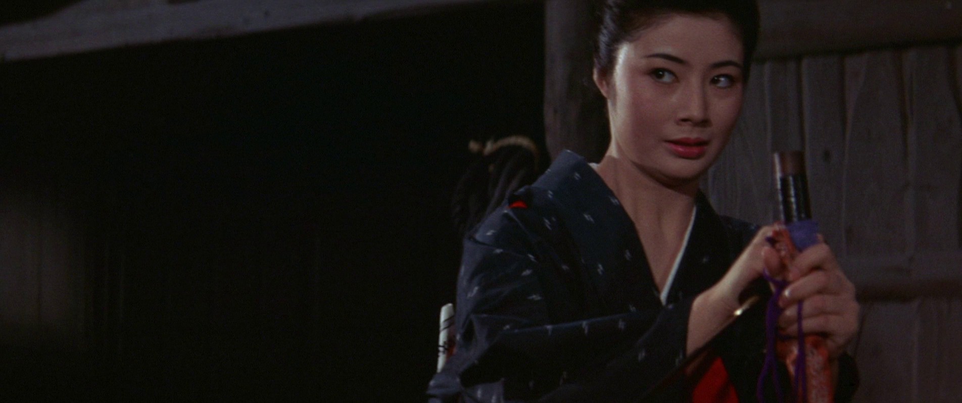 Red Peony Gambler (1968) —  shot,  lighting