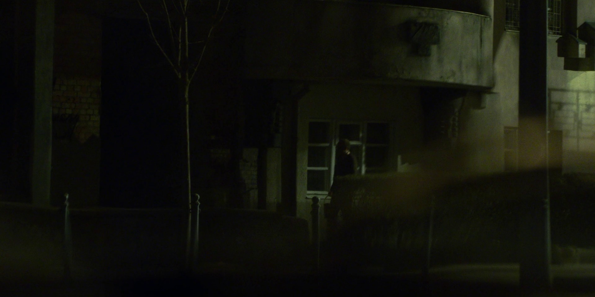 1:23:45 (2019) —  shot,  lighting