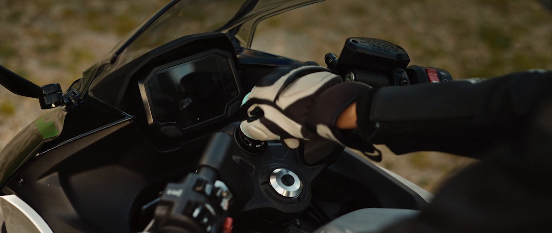 KAWASAKI – NINJA & Z HEV (2024) —  shot,  lighting