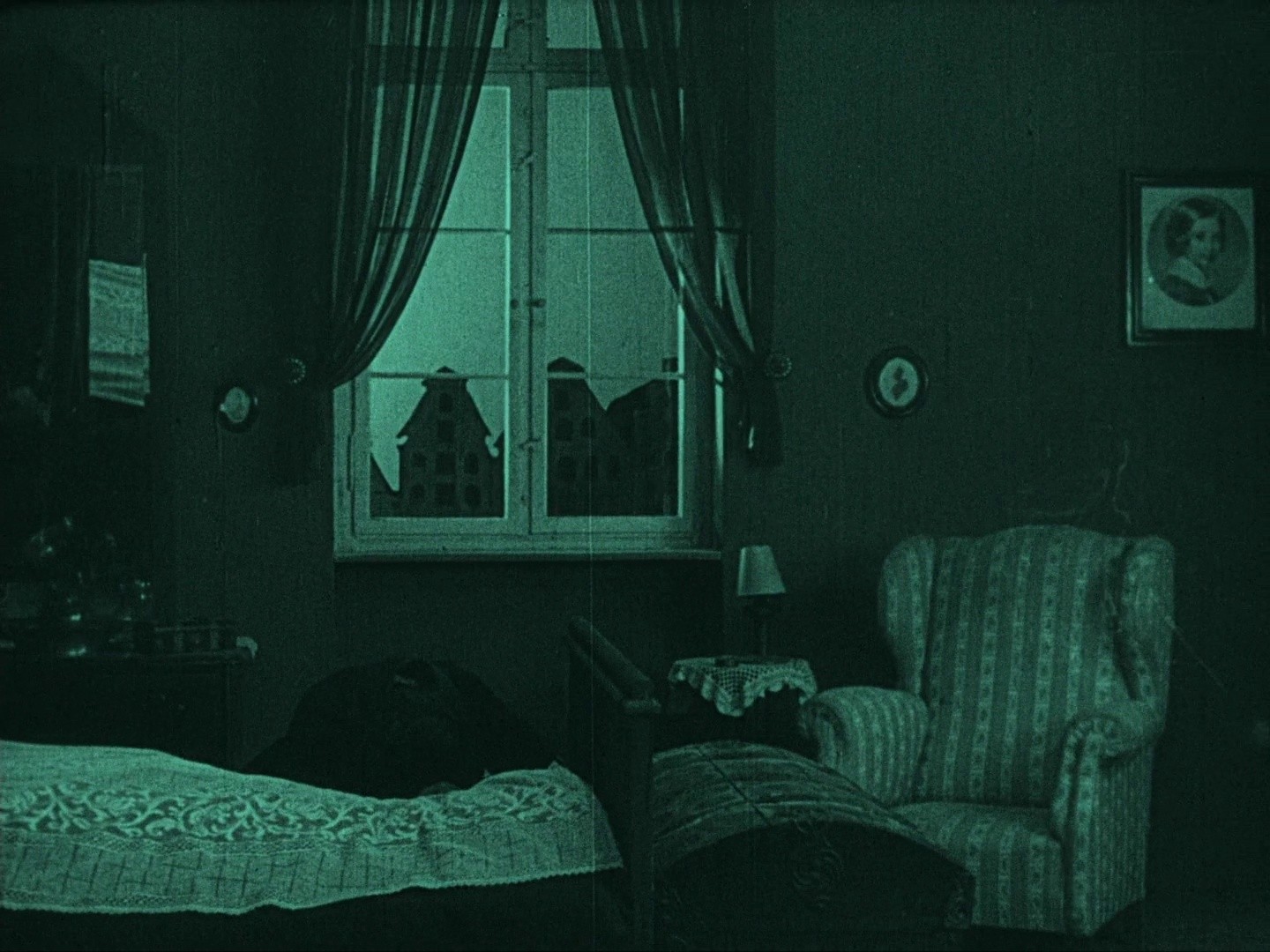 Nosferatu: A Symphony of Horror (1922) —  shot,  lighting