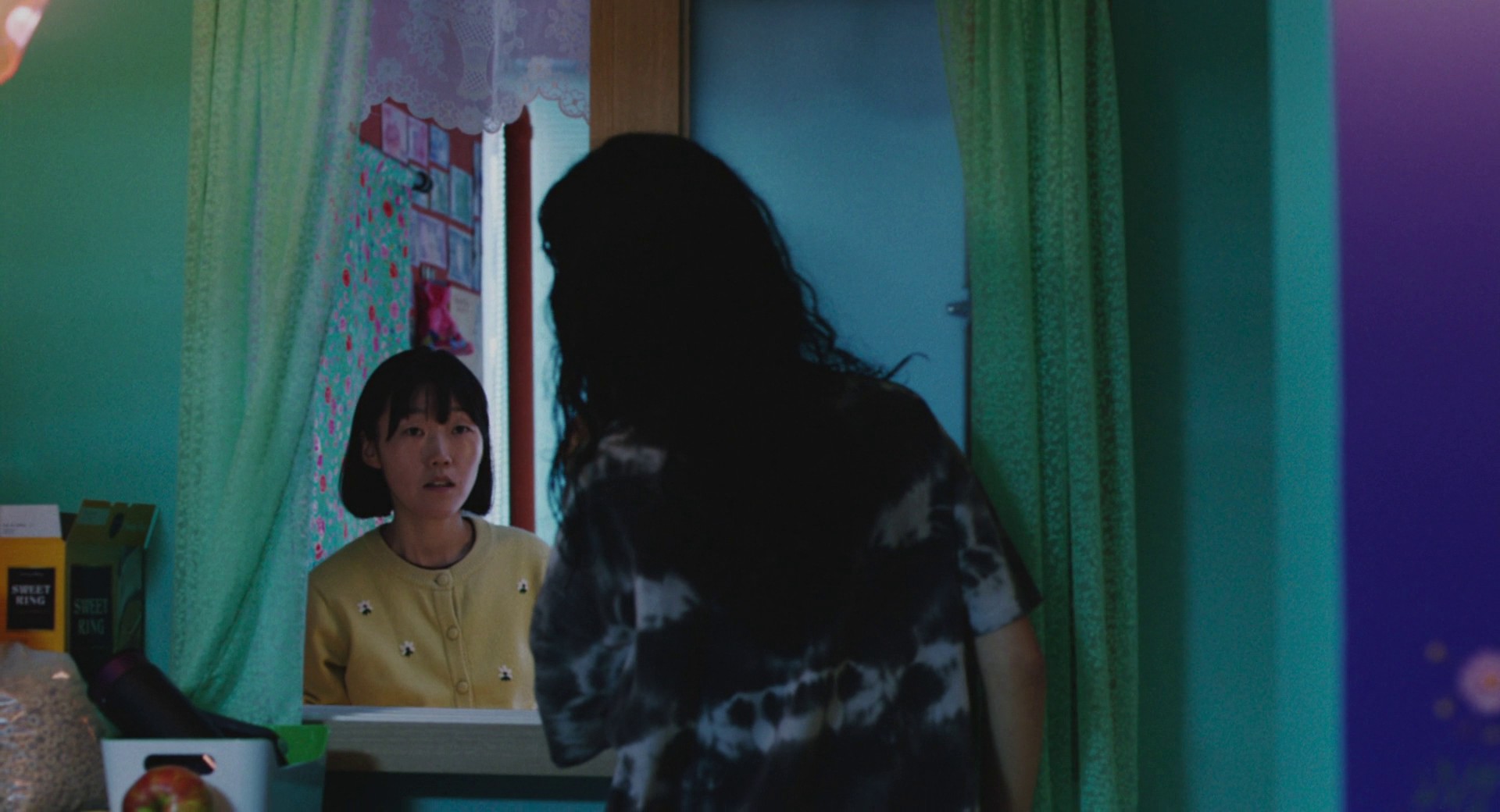 Return to Seoul (2022) —  shot,  lighting