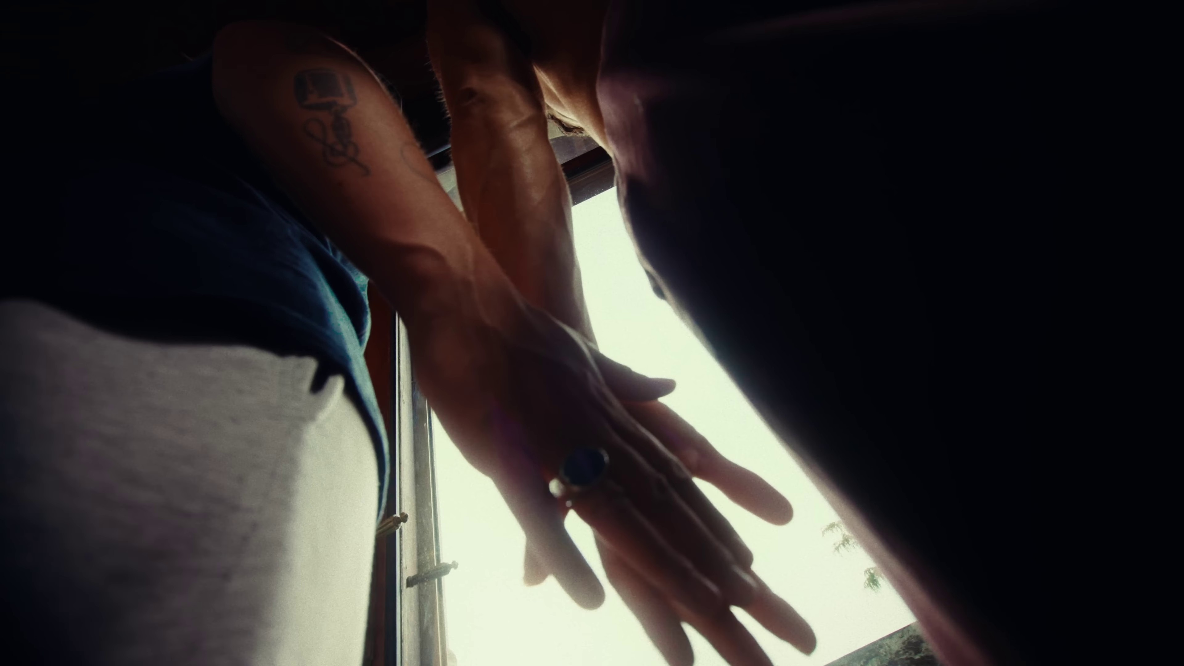 48h (2022) —  shot,  lighting