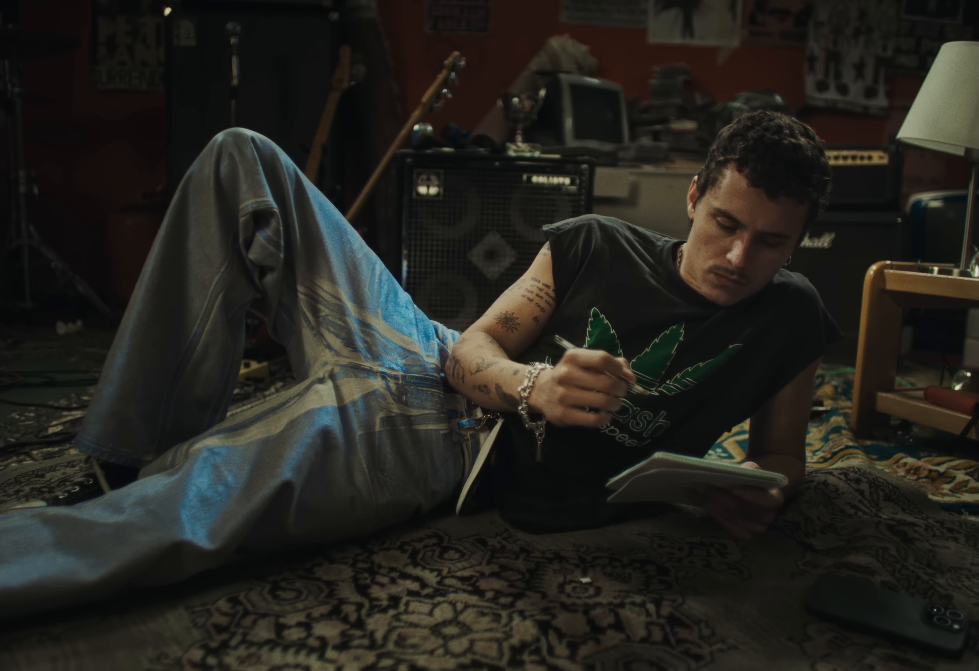 Especial (2024) —  shot,  lighting