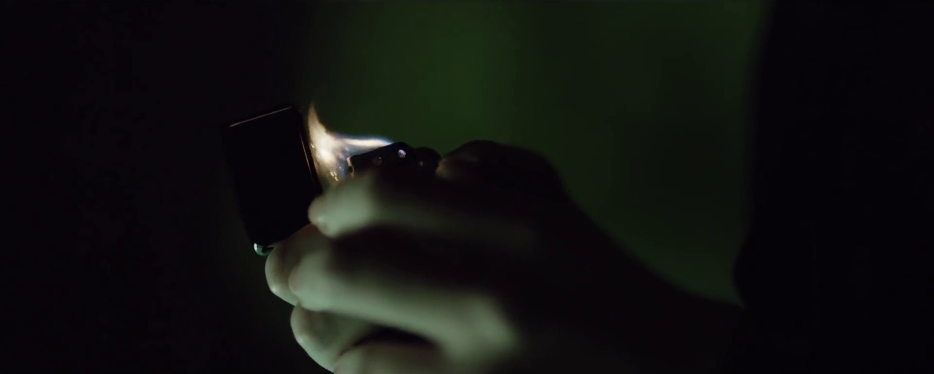 Magnets (2015) —  shot,  lighting