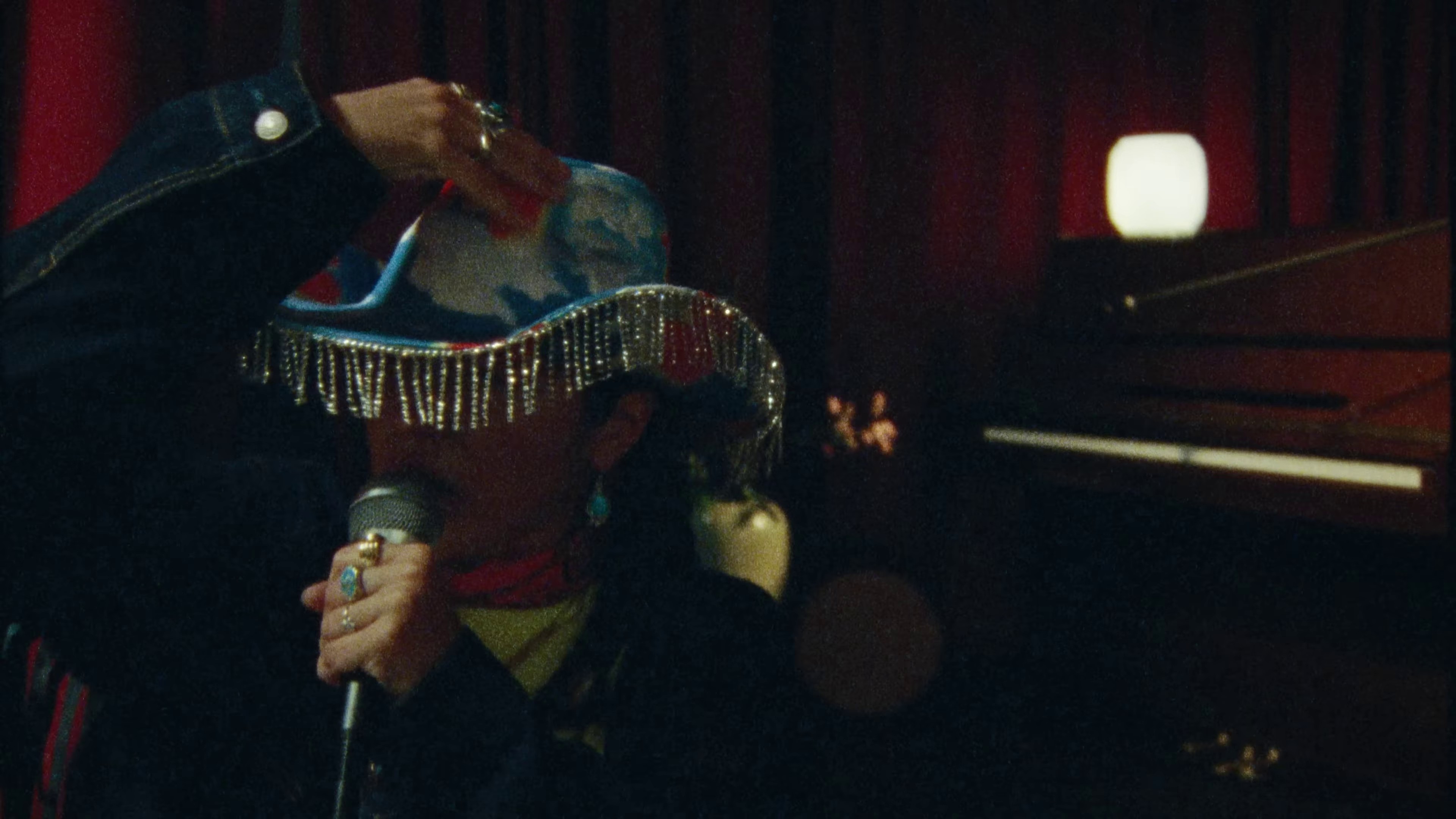 Phénomène (2023) —  shot,  lighting