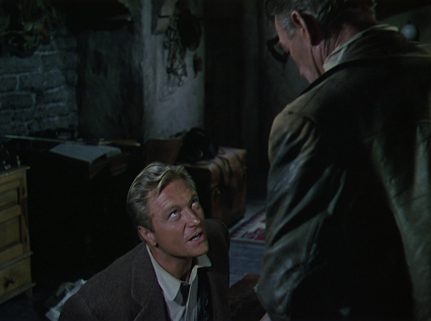 Hangman's Knot (1952) —  shot,  lighting