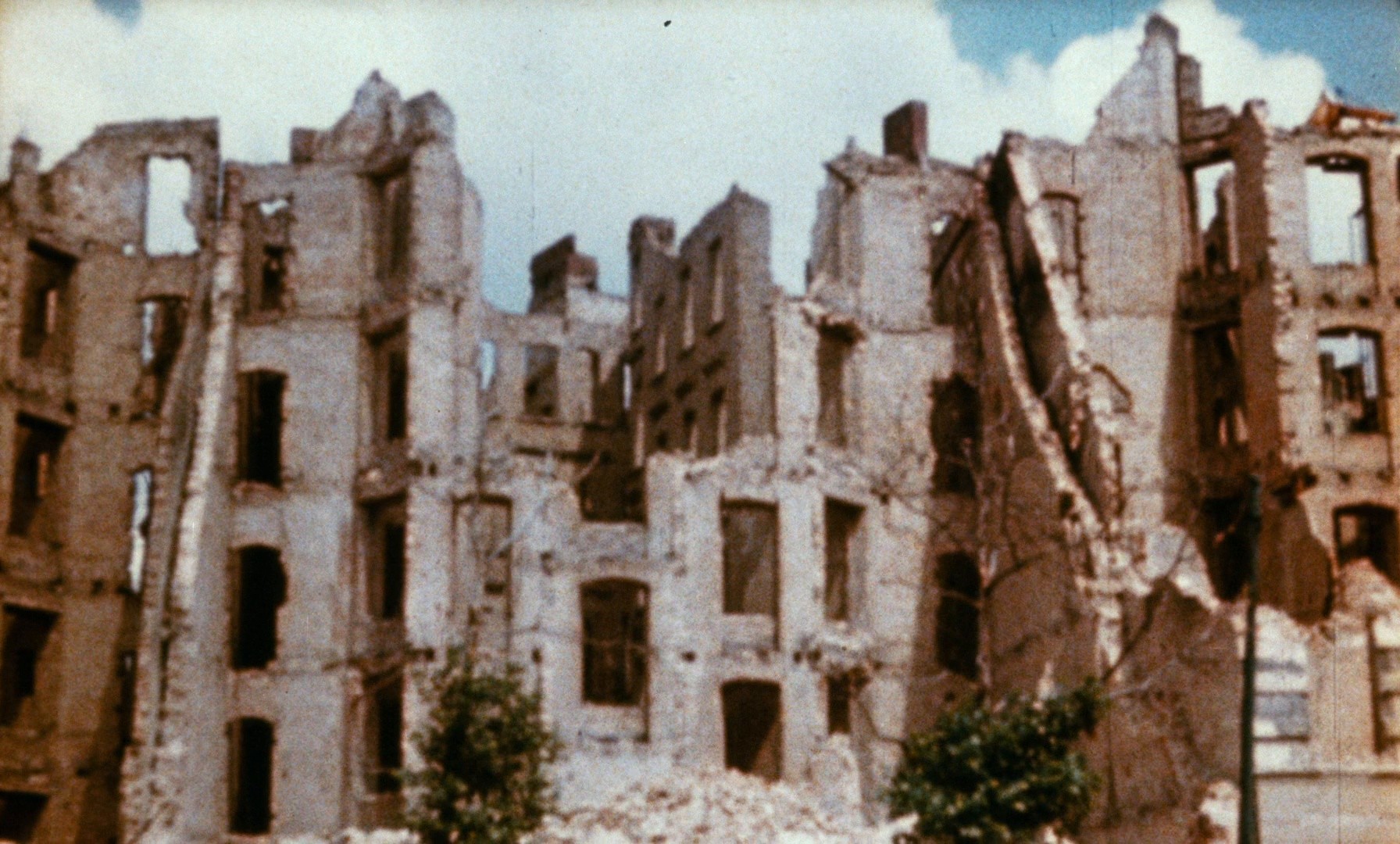 Wings of Desire (1993) —  shot,  lighting