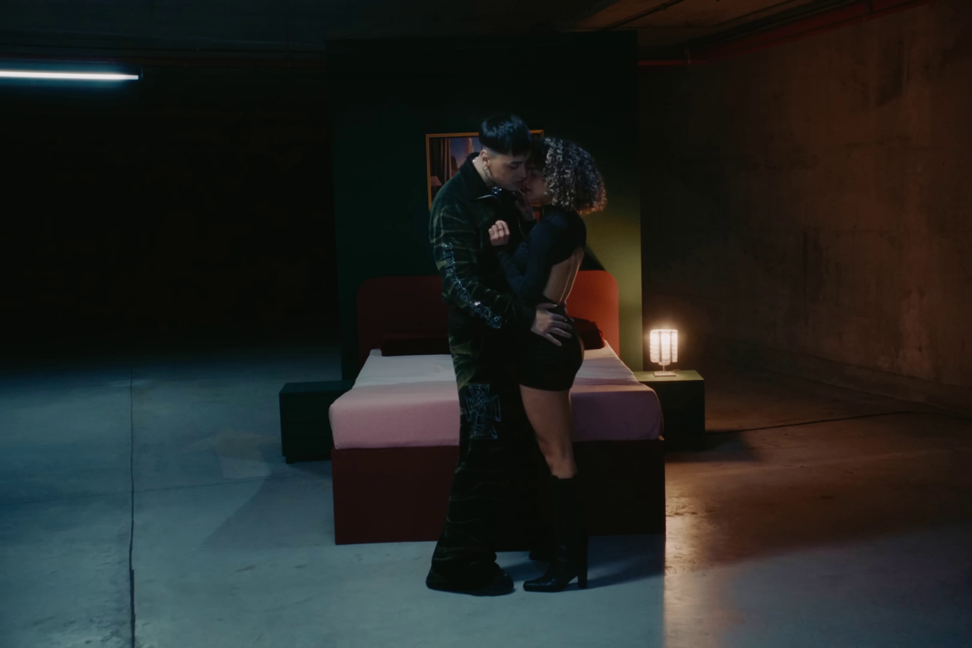 Vamonos (2023) —  shot,  lighting