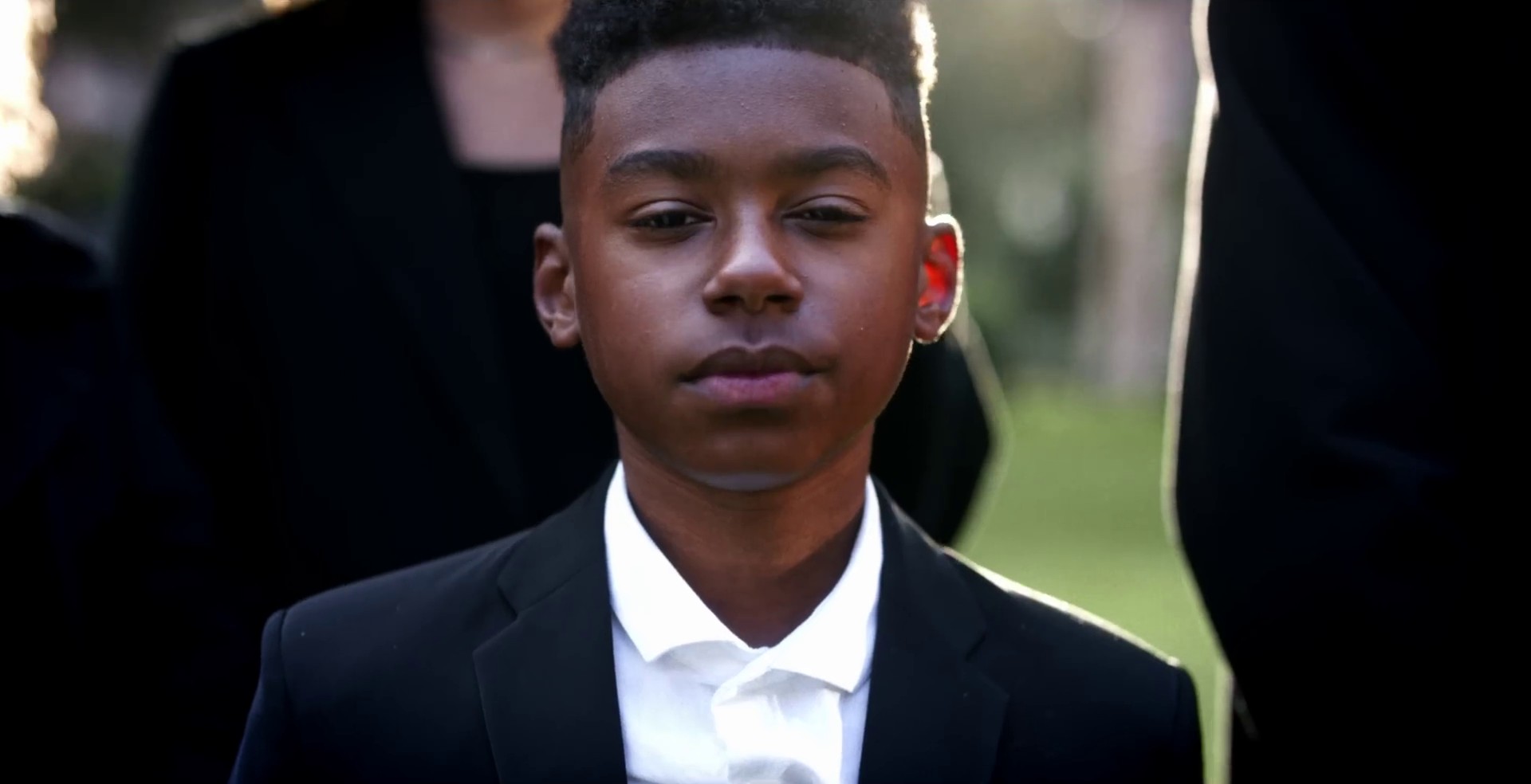 Wowowo (2022) —  shot,  lighting