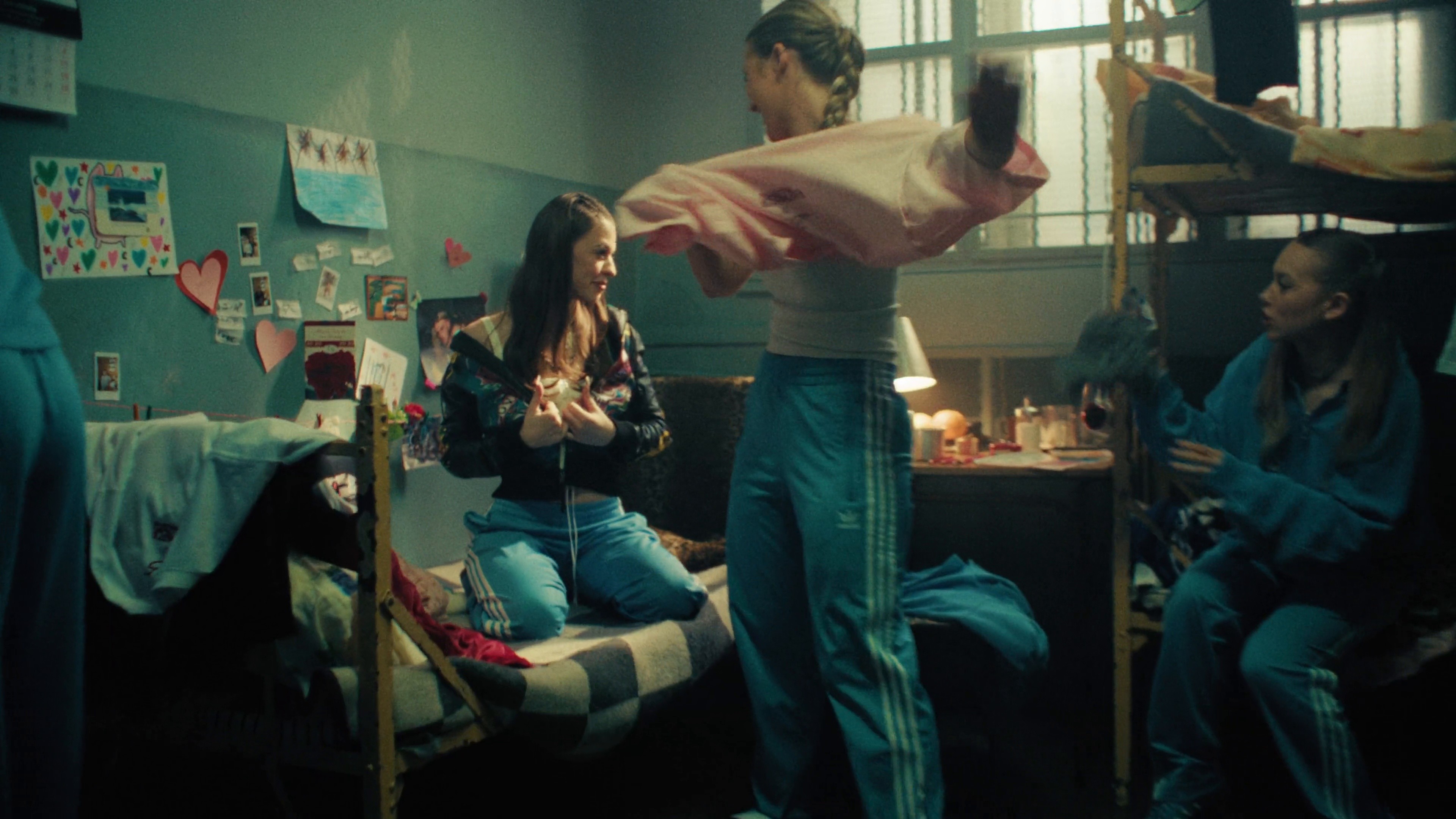 Proszę zostań (2024) —  shot,  lighting