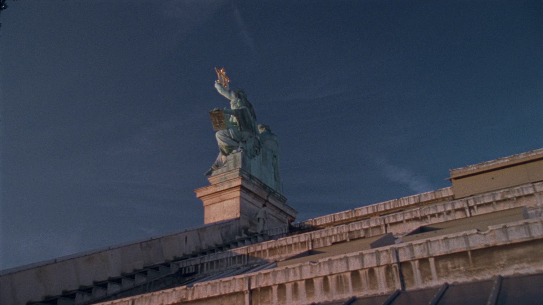 La vita nuova (2020) —  shot,  lighting