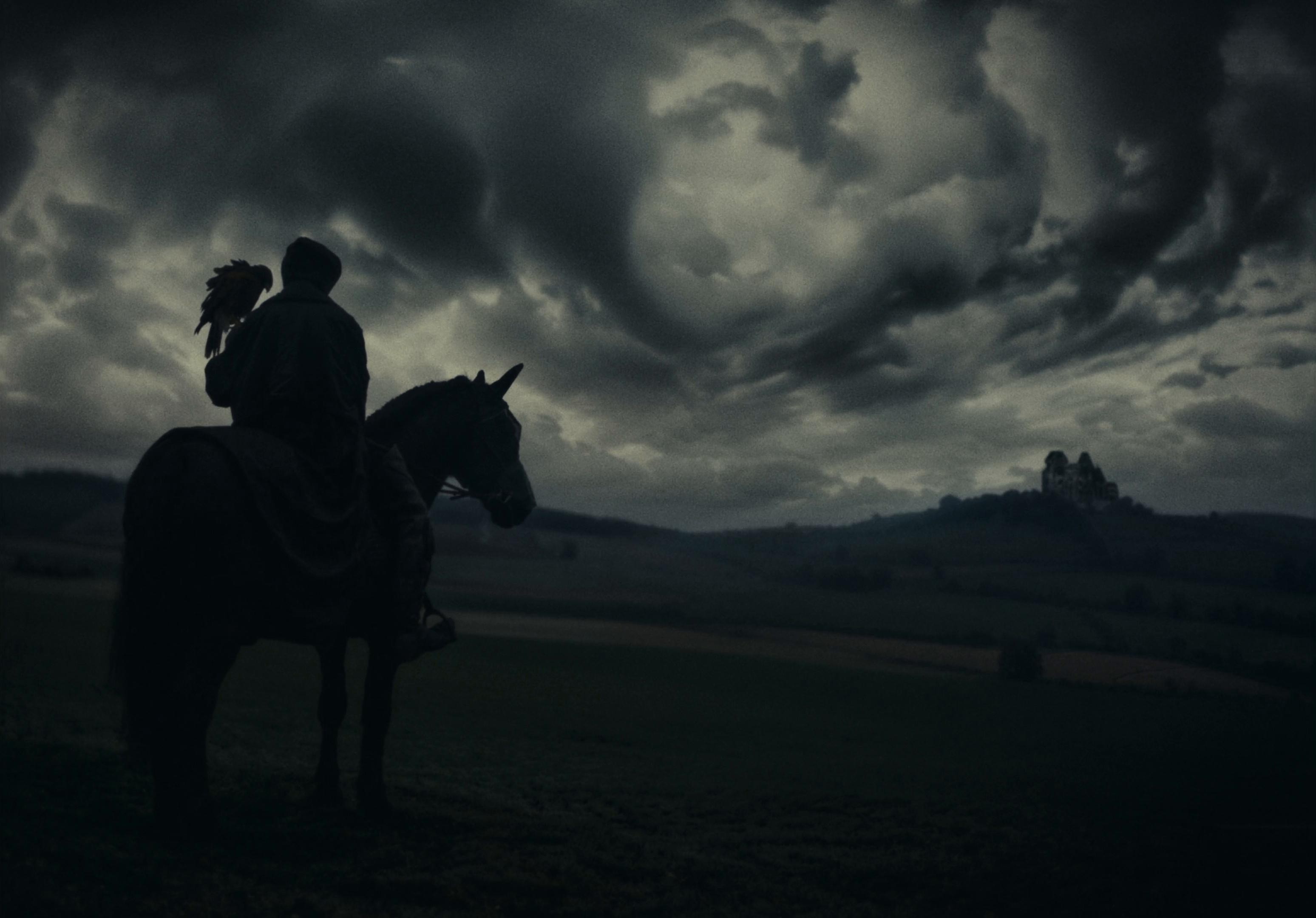 NAVRÉ (2025) —  shot,  lighting