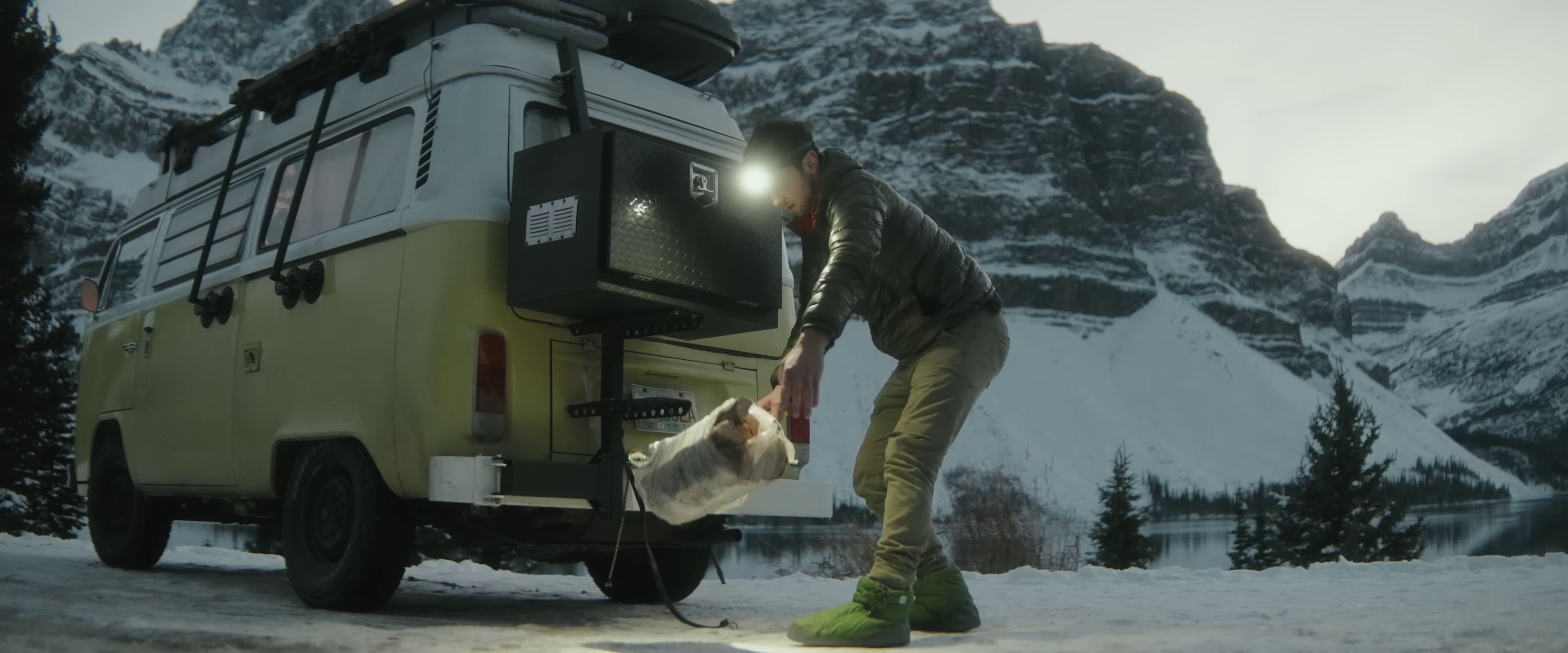 On The Way (2023) —  shot,  lighting