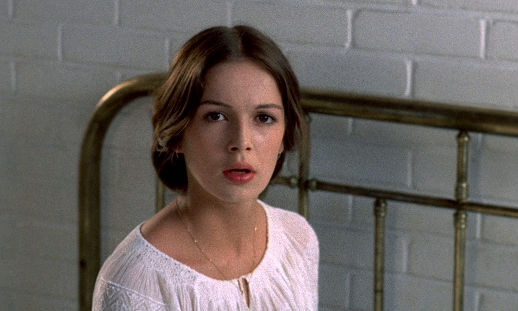 Successive Slidings of Pleasure (1974) —  shot,  lighting