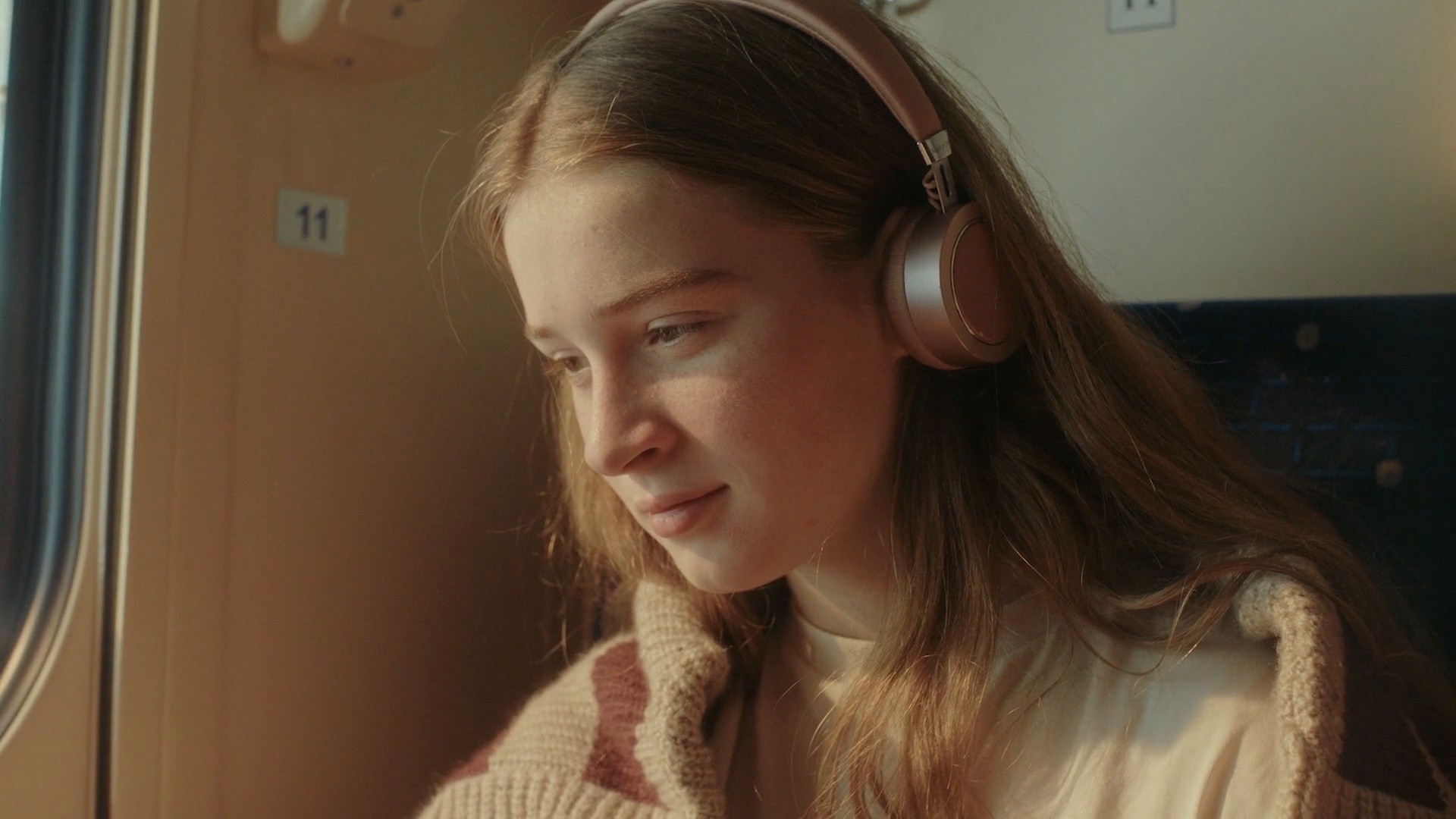 Ти Як - Провідник Крізь Складні Часи (Dir.cut) (2025) —  shot,  lighting