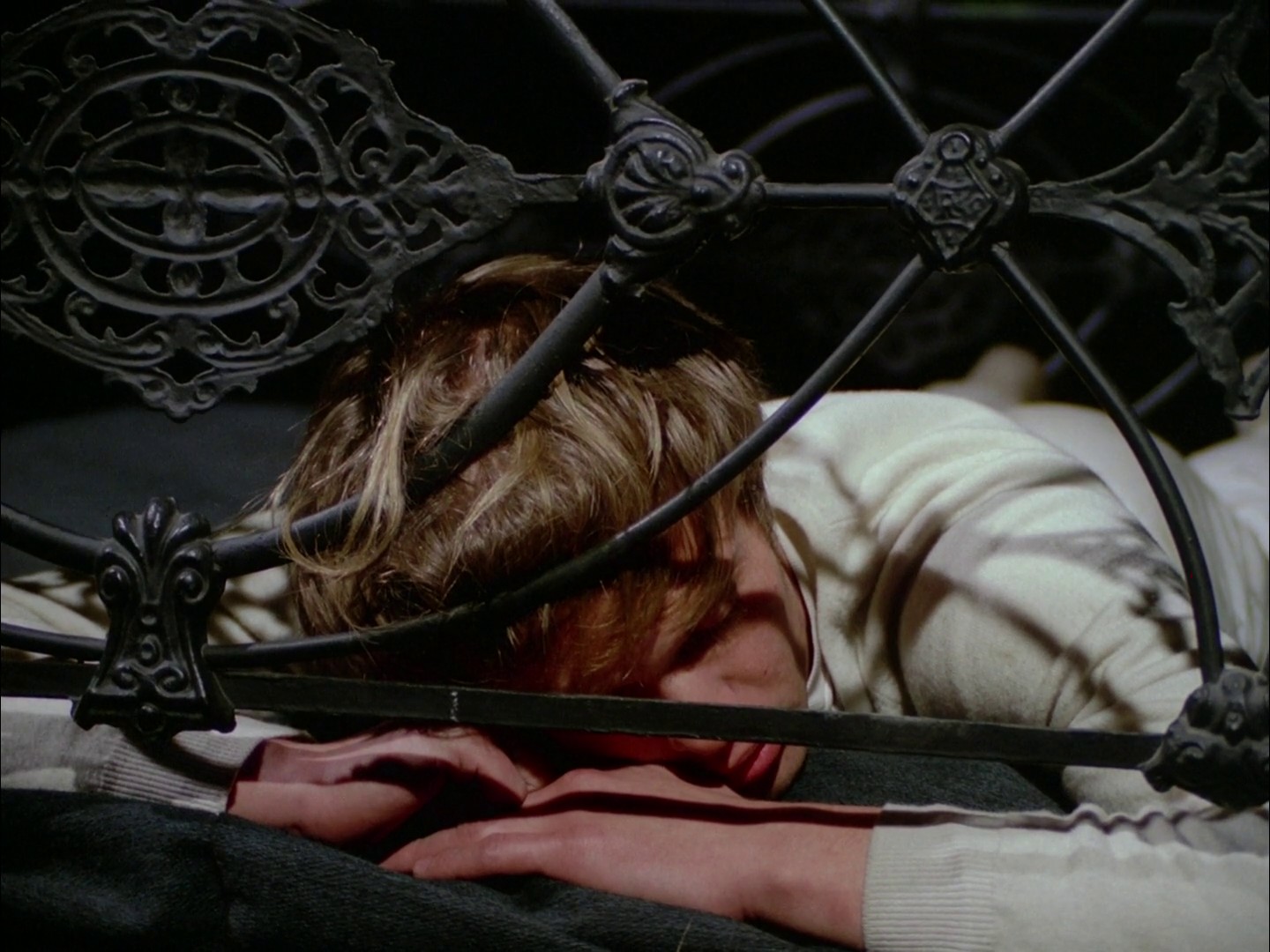 Herostratus (1967) —  shot,  lighting