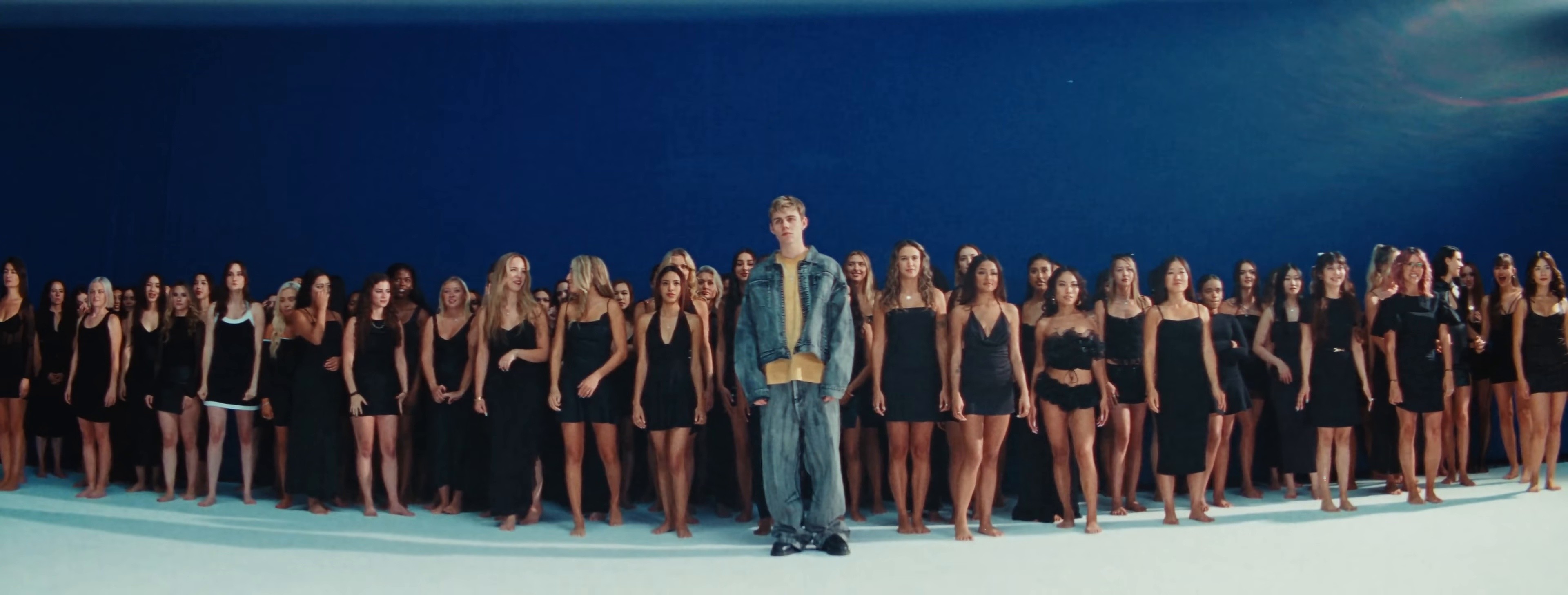 APEROL SPRITZ (2024) —  shot,  lighting