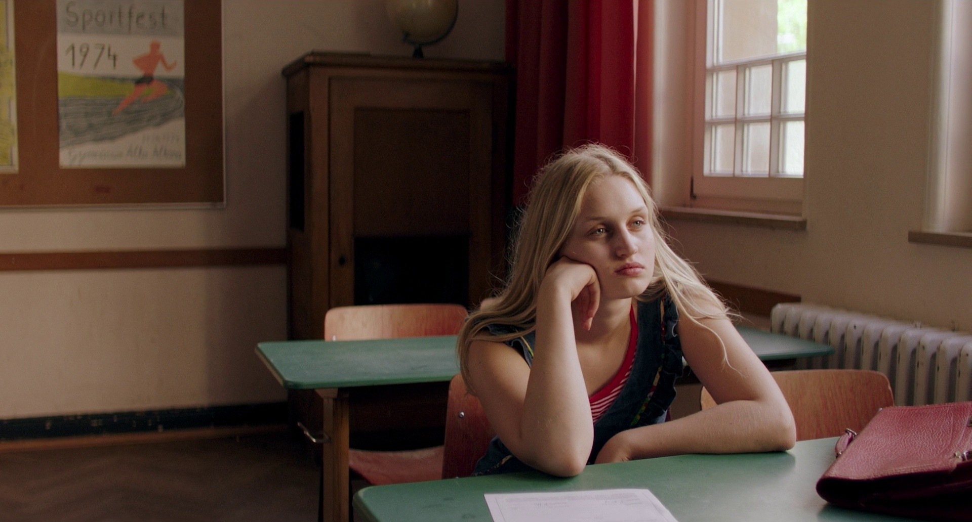 The Golden Glove (2019) —  shot,  lighting