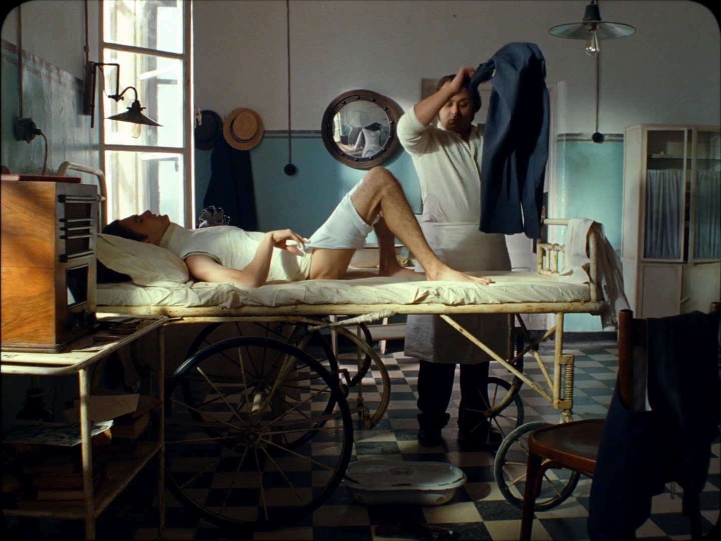 Scarred Hearts (2017) —  shot,  lighting