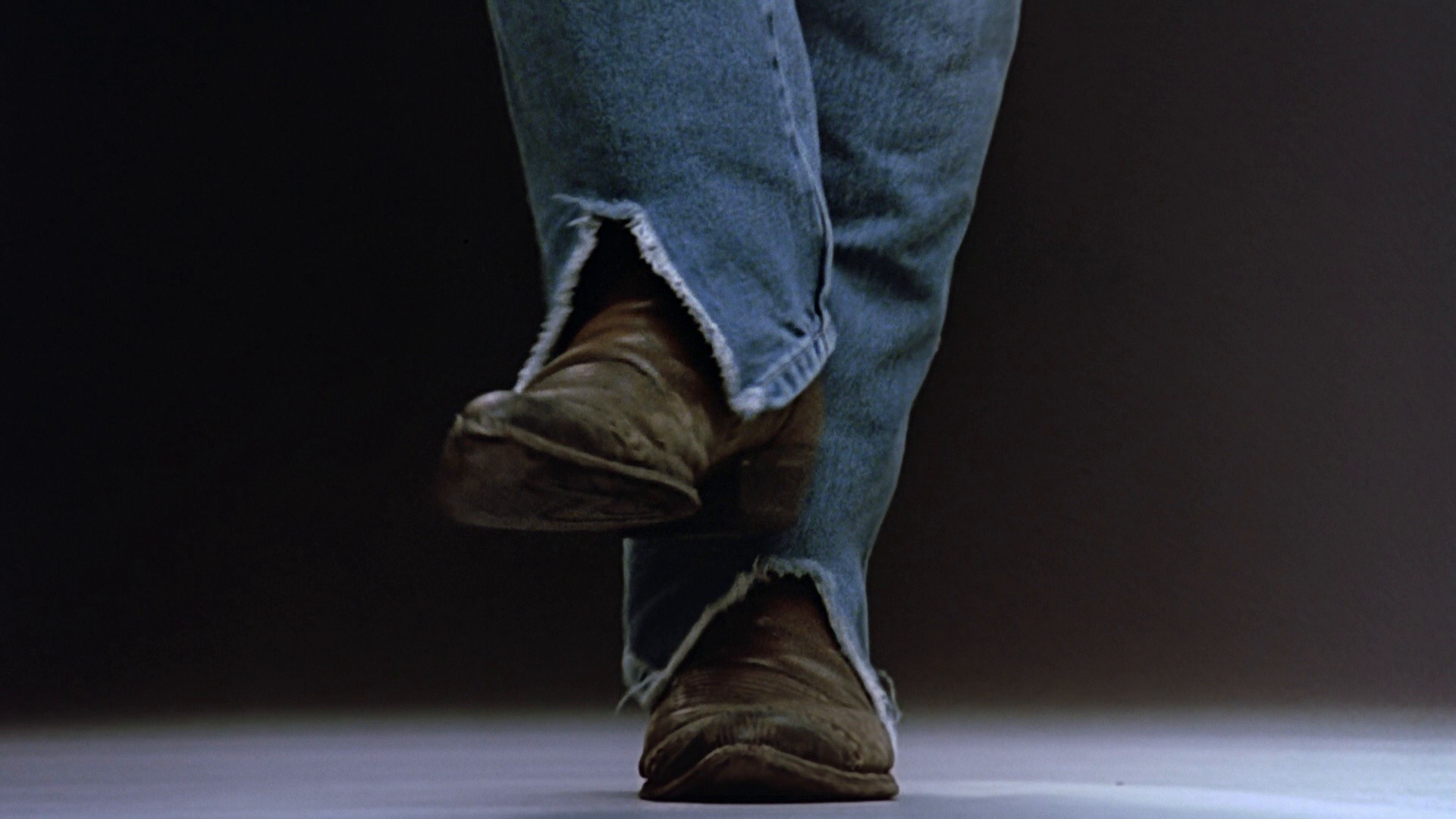 Footloose (1984) —  shot,  lighting