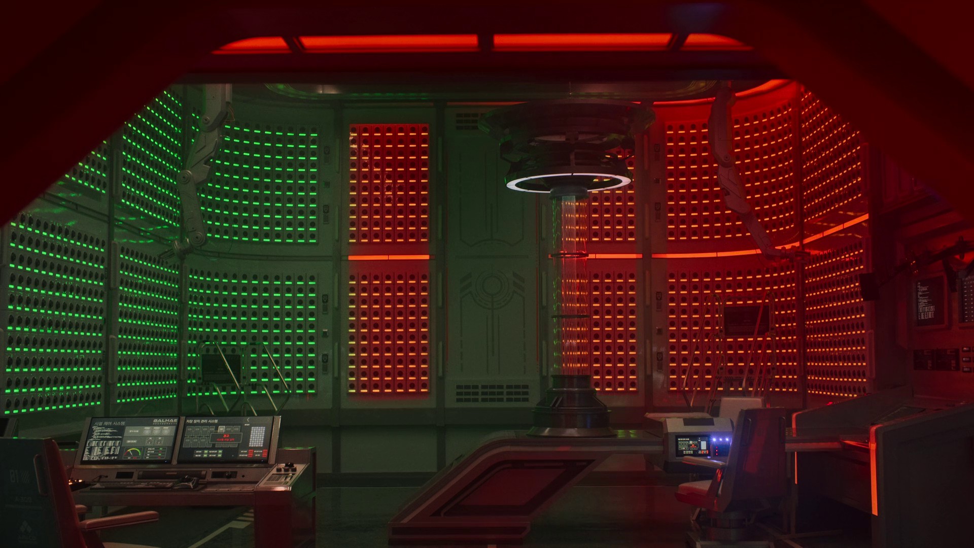 The Silent Sea (2021) —  shot,  lighting