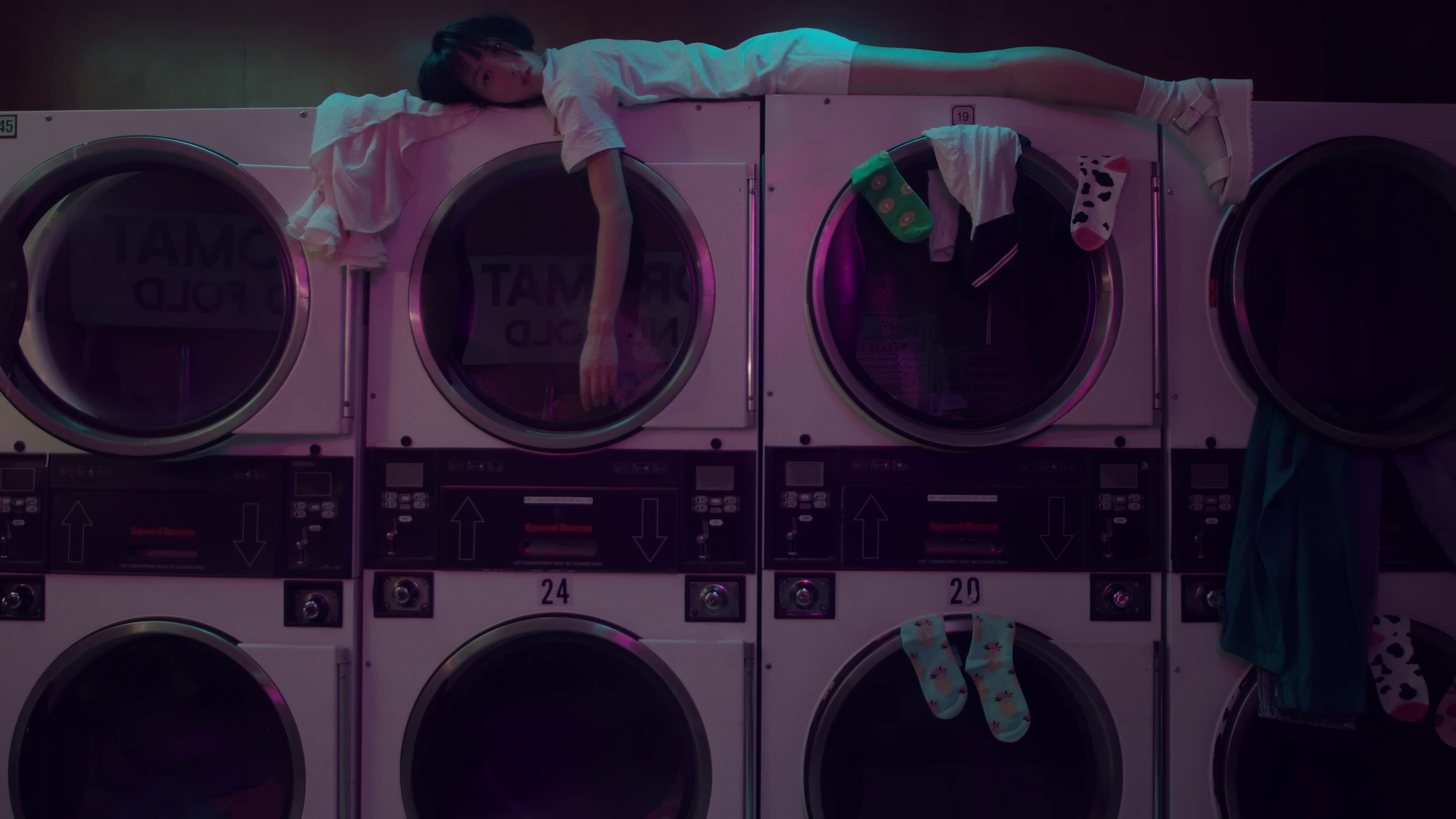 Super Happy (2022) —  shot,  lighting