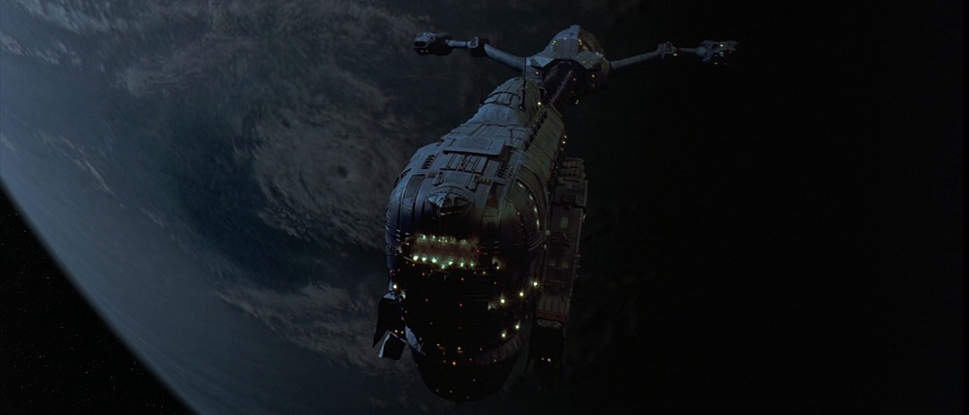Event Horizon (1998) —  shot,  lighting