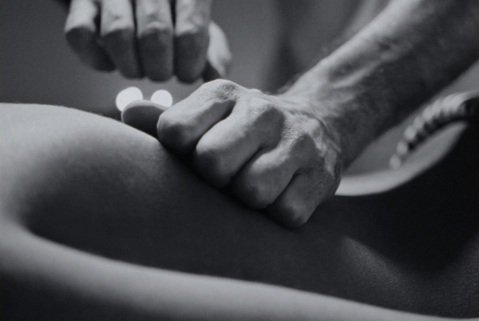 VIPS · Pensemos bien las tradiciones (2024) —  shot,  lighting