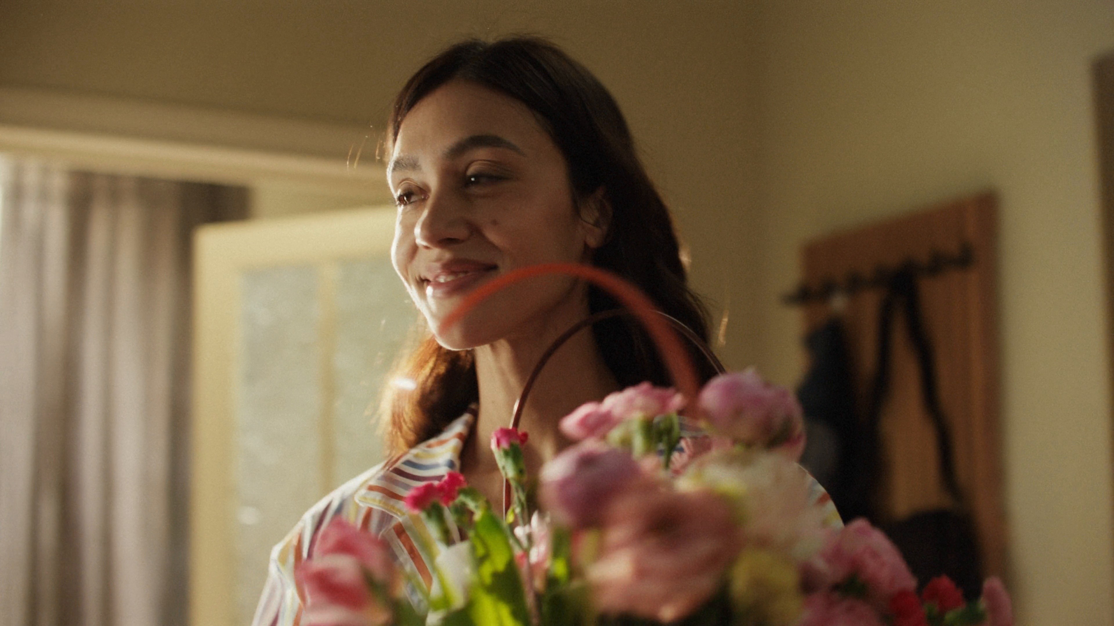 Yandex Eda (2025) —  shot,  lighting