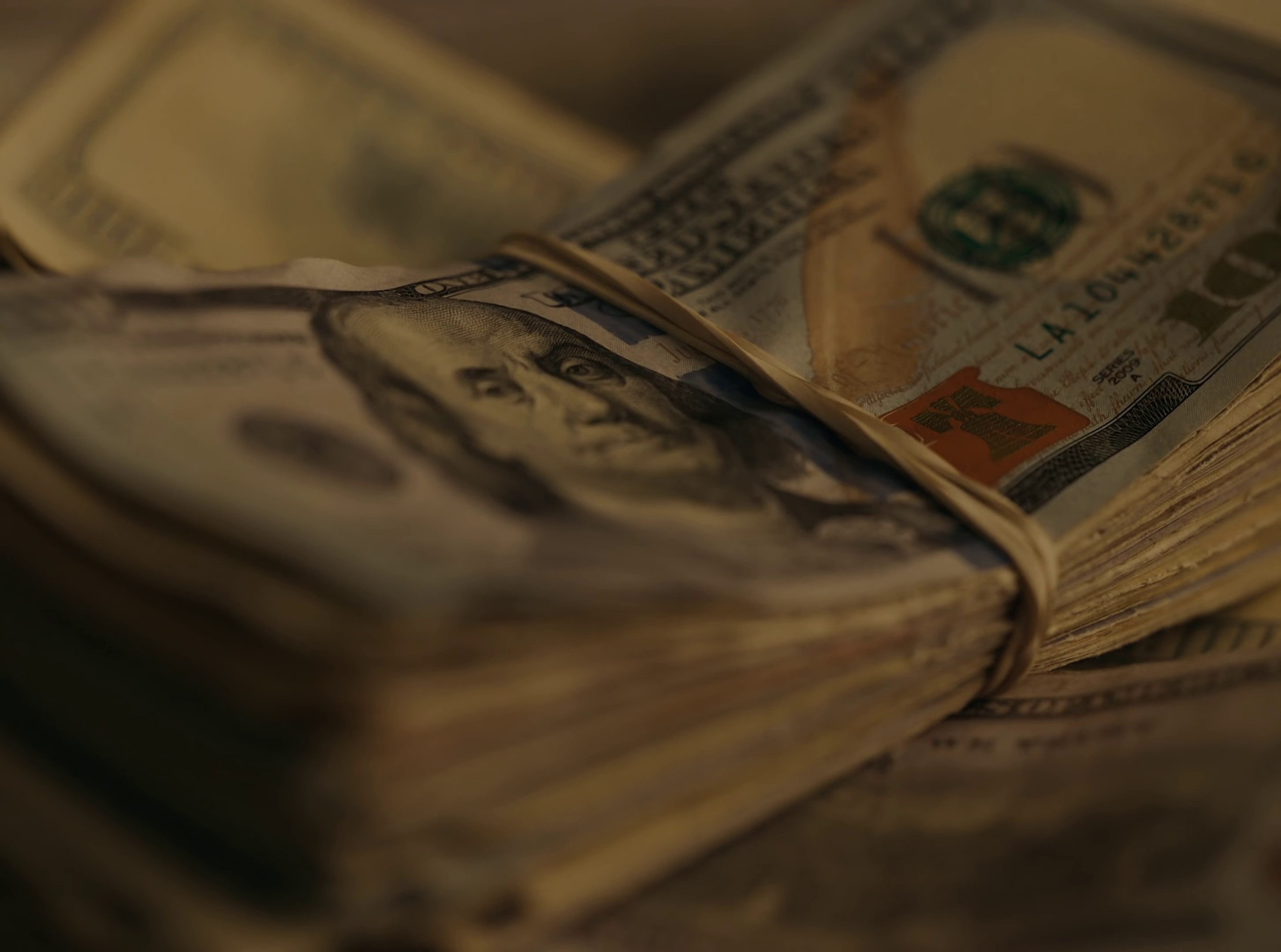 A lot  (2019) —  shot,  lighting