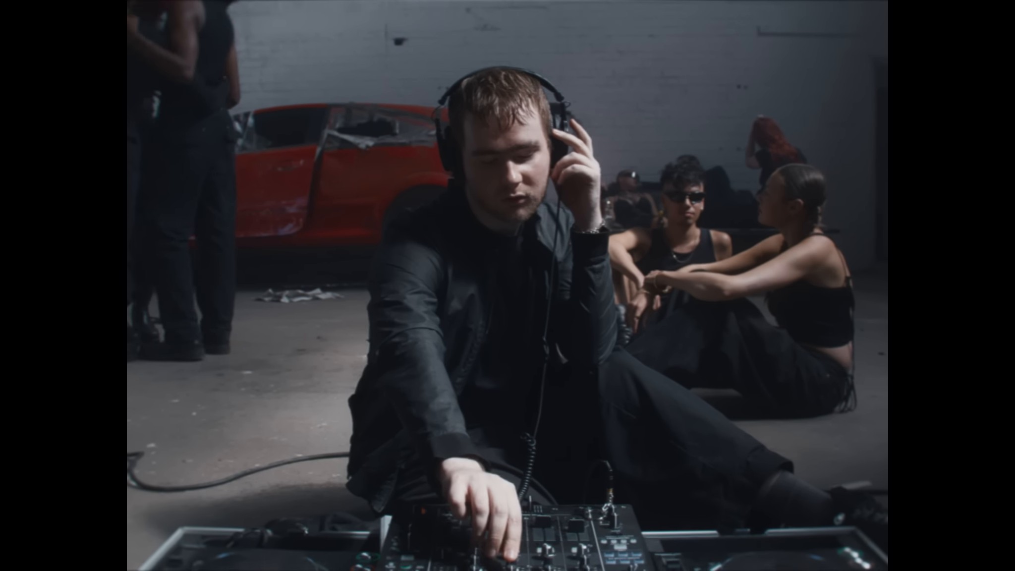 FLY (2024) —  shot,  lighting