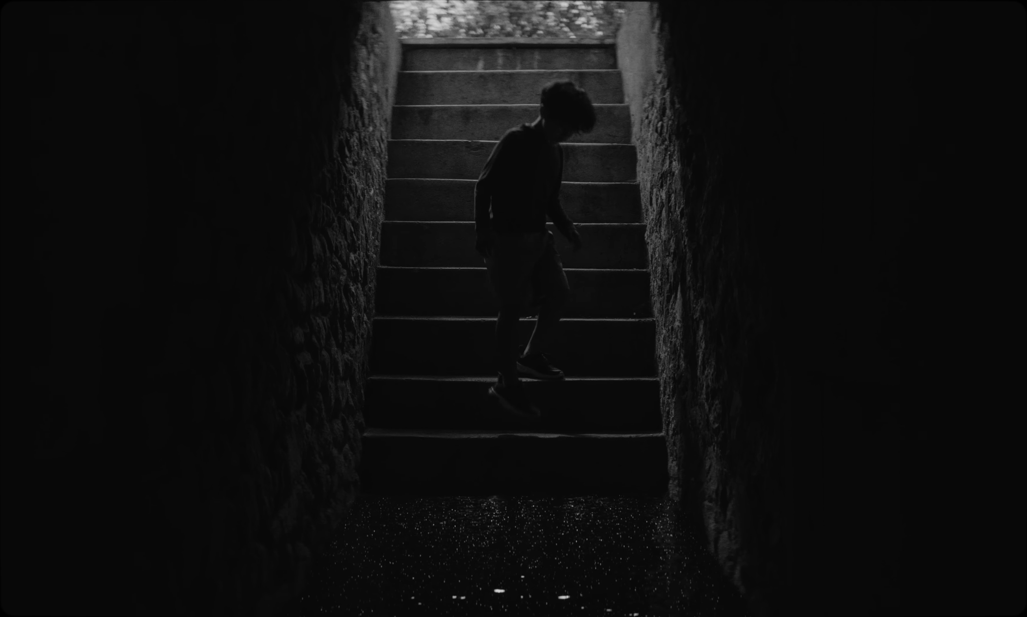 Undertow (2022) —  shot,  lighting