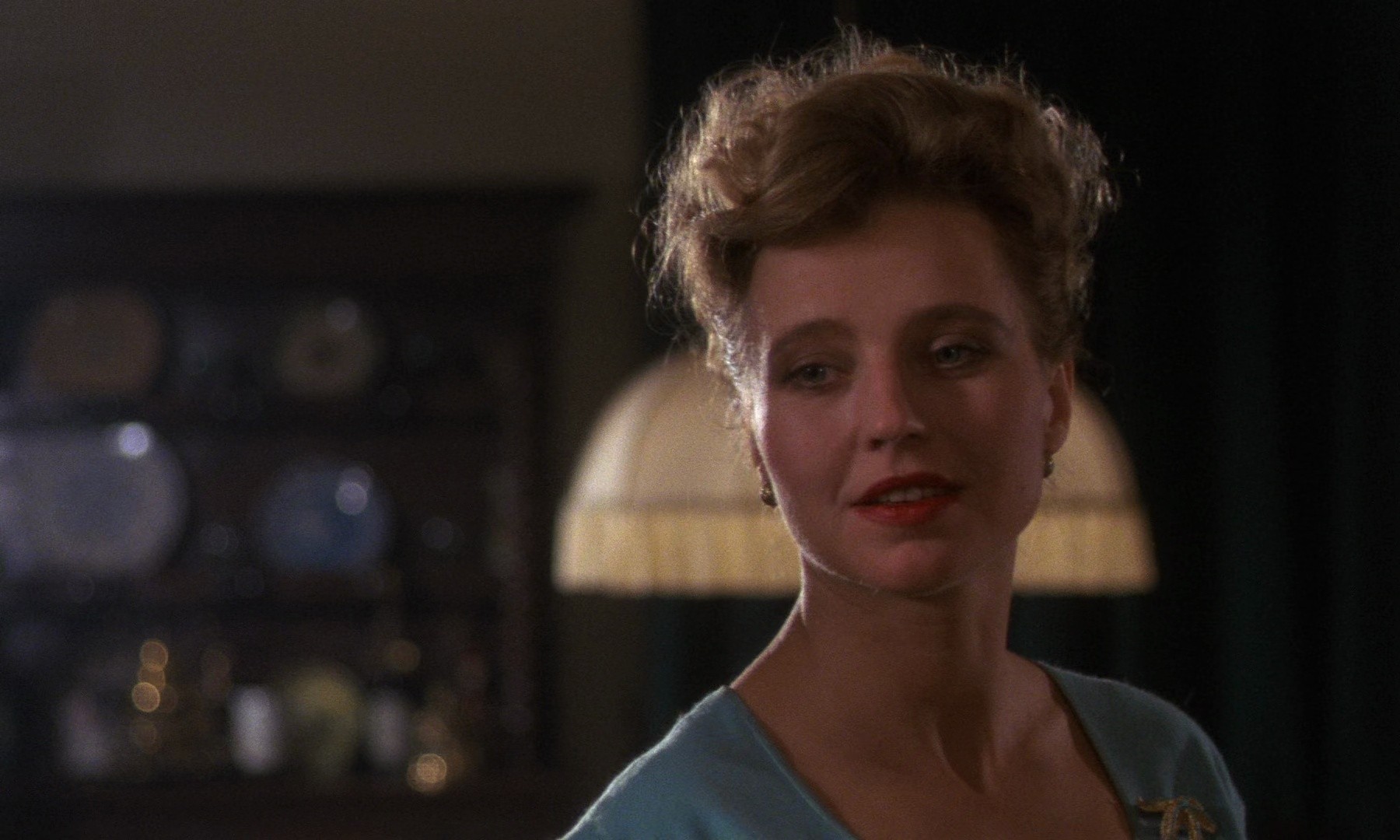 The Marriage of Maria Braun (1979) —  shot,  lighting