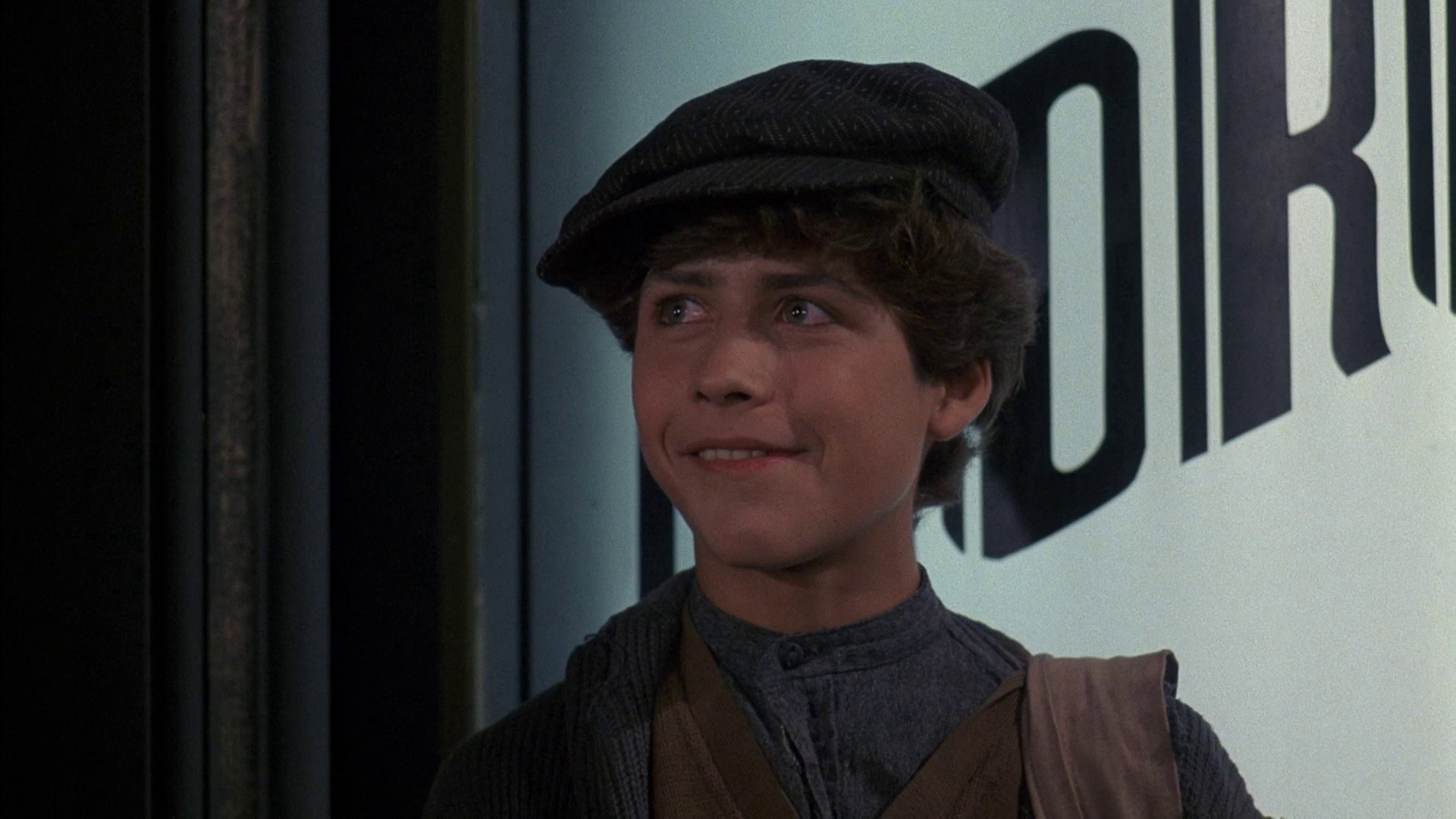 Johnny Dangerously (1984) —  shot,  lighting