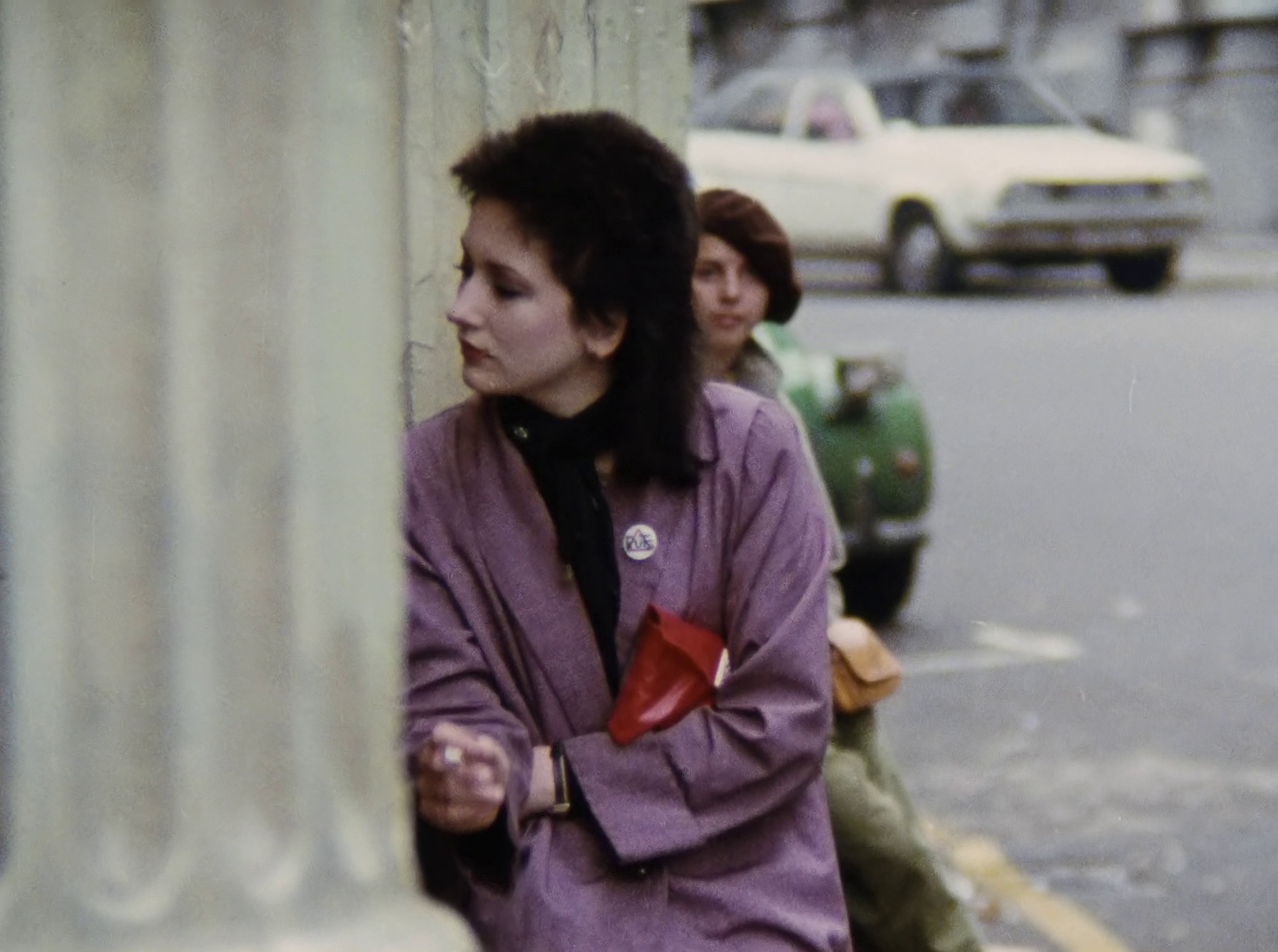 Message In A Bottle (1992) —  shot,  lighting