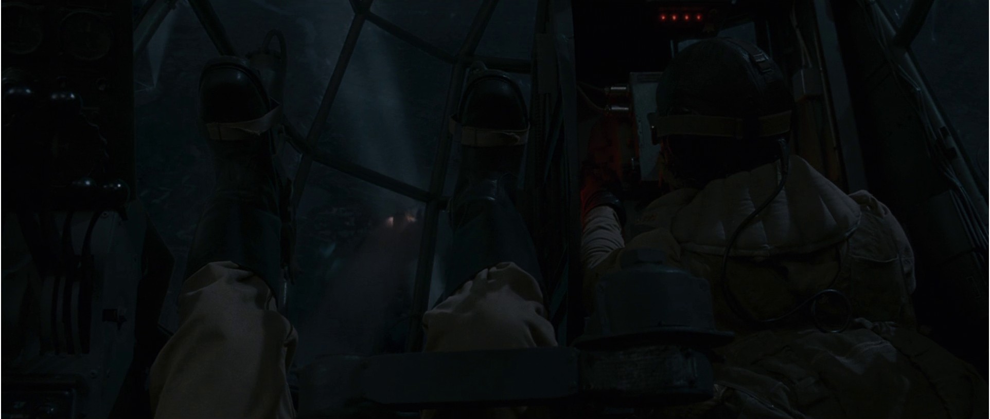 The Chronicles of Narnia: The Lion, the Witch and the Wardrobe (2005) —  shot,  lighting