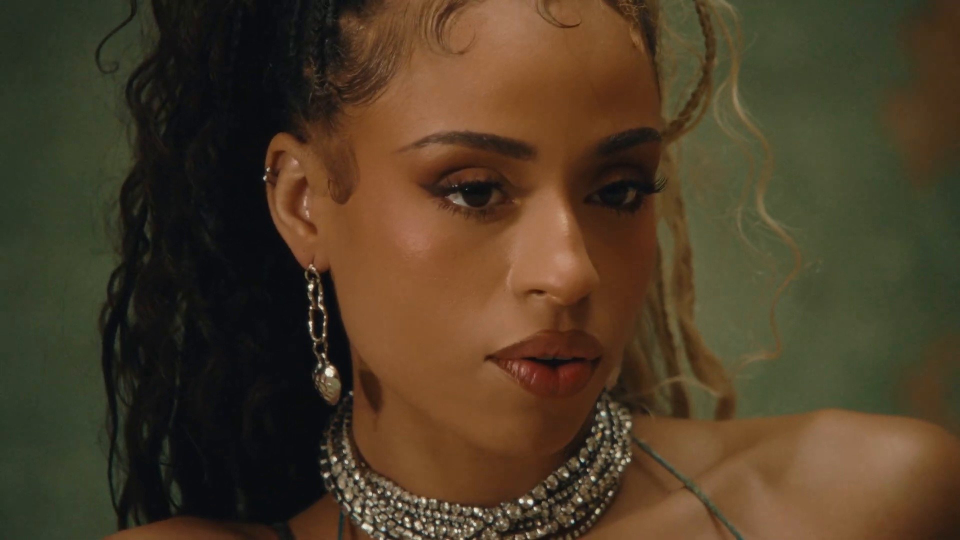 AGLM (2025) —  shot,  lighting