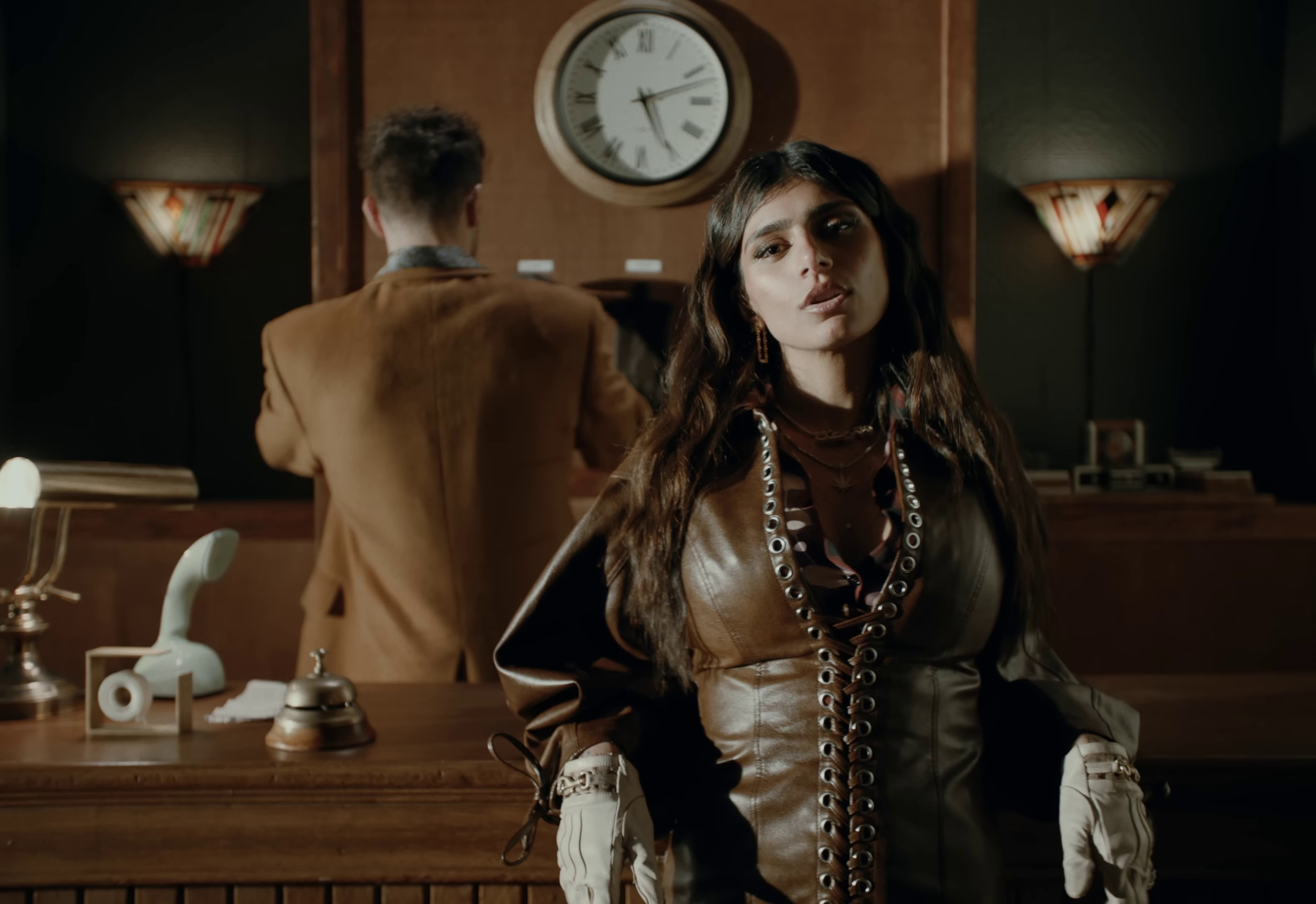 Nails (2023) —  shot,  lighting