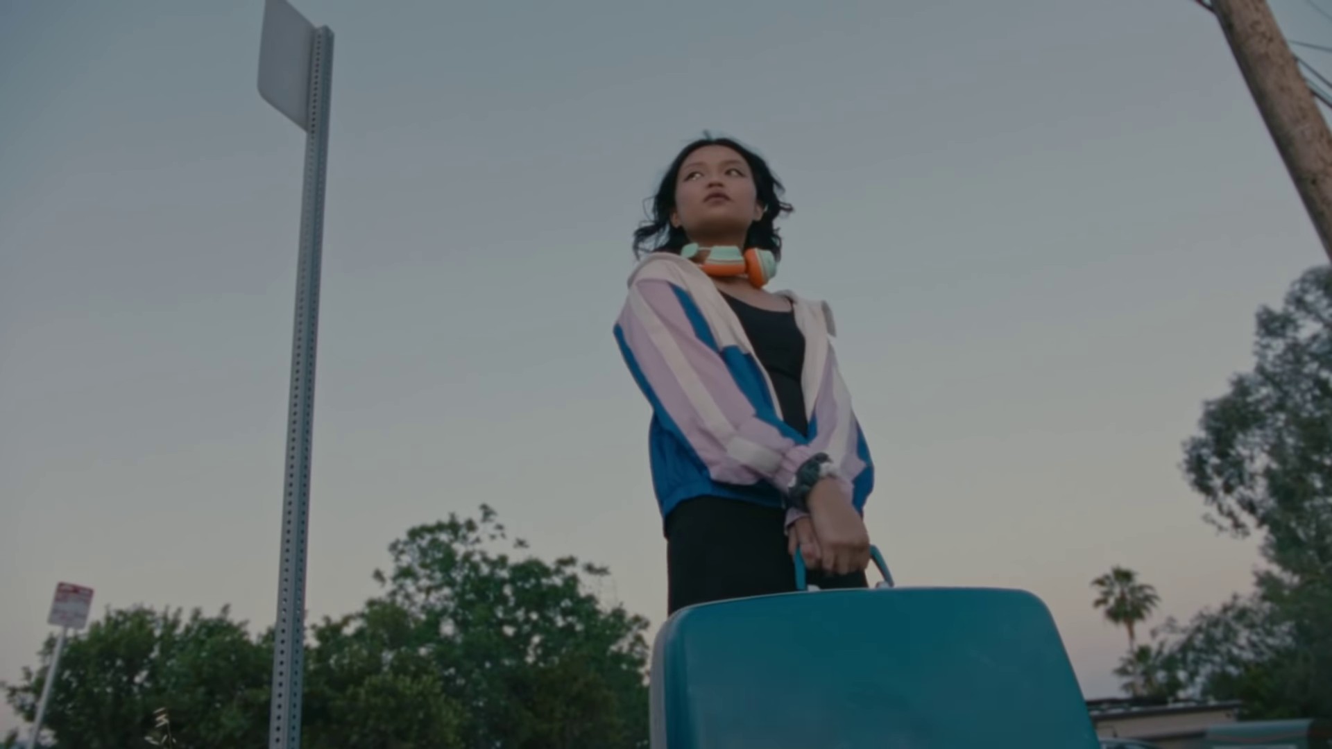 Pager (2022) —  shot,  lighting