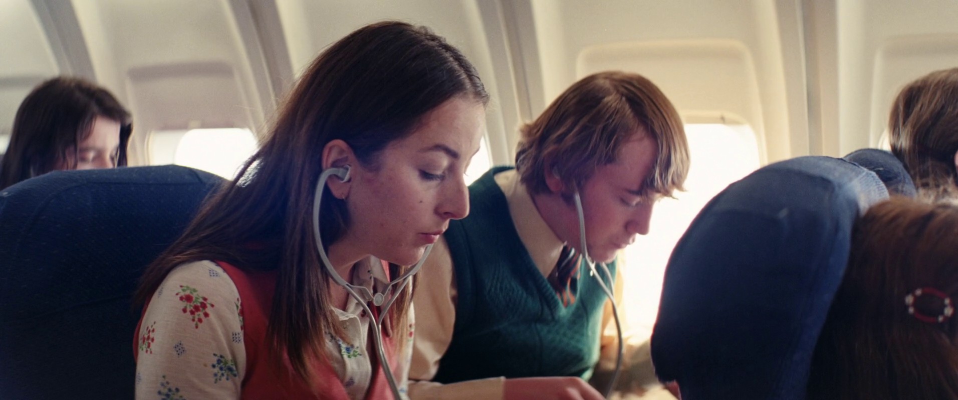 Licorice Pizza (2021) —  shot,  lighting