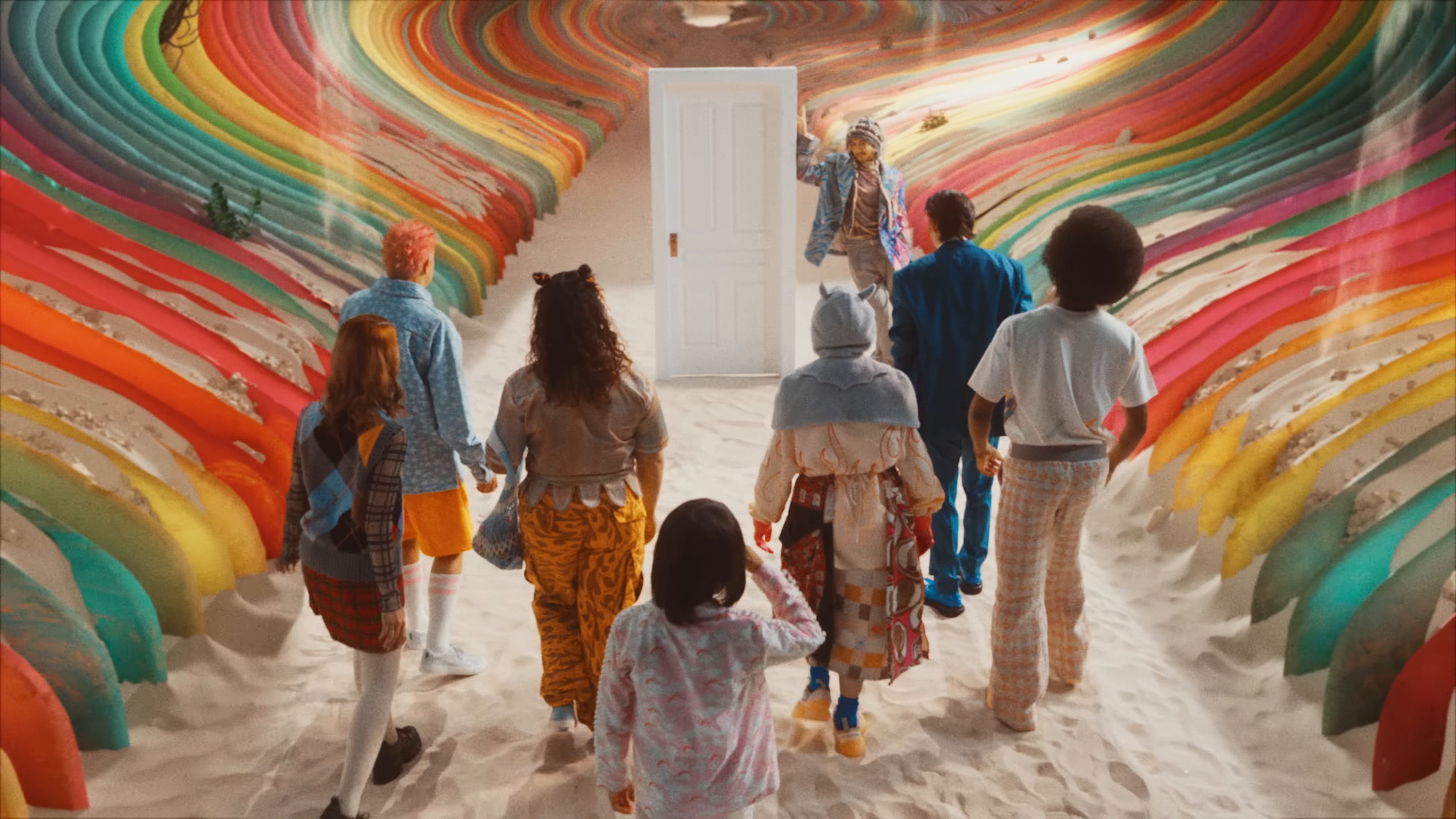 Feelin’ Go(o)d (2024) —  shot,  lighting