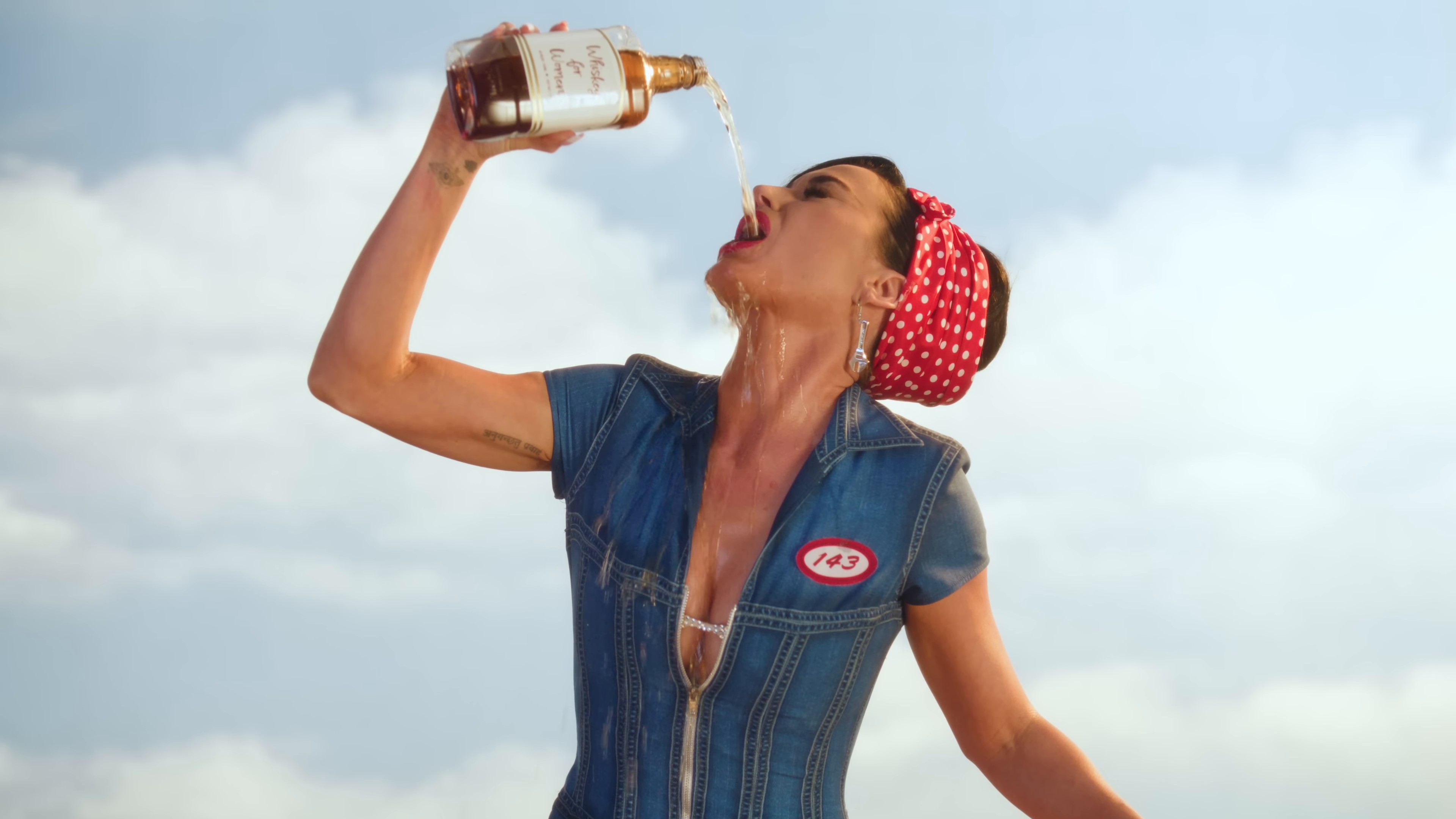 WOMAN’S WORLD (2024) —  shot,  lighting