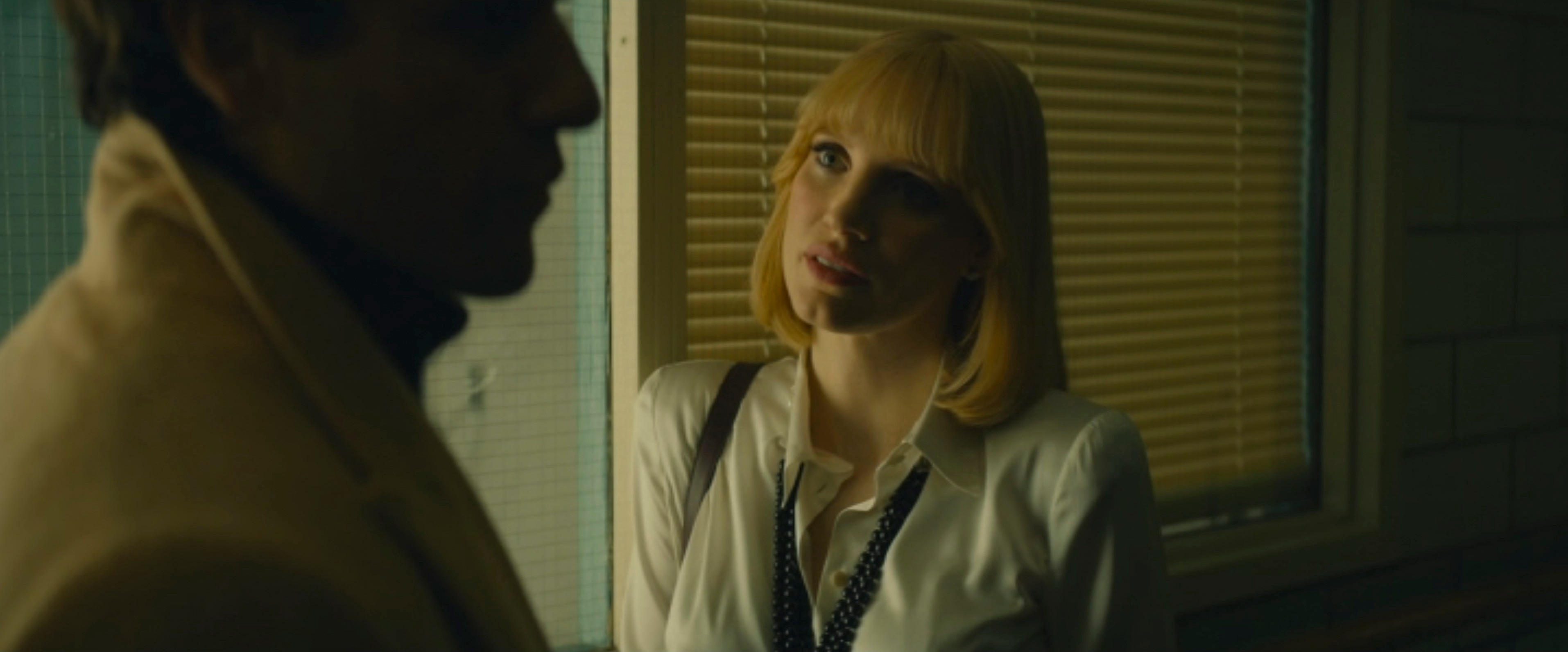 A Most Violent Year (2014) —  shot,  lighting