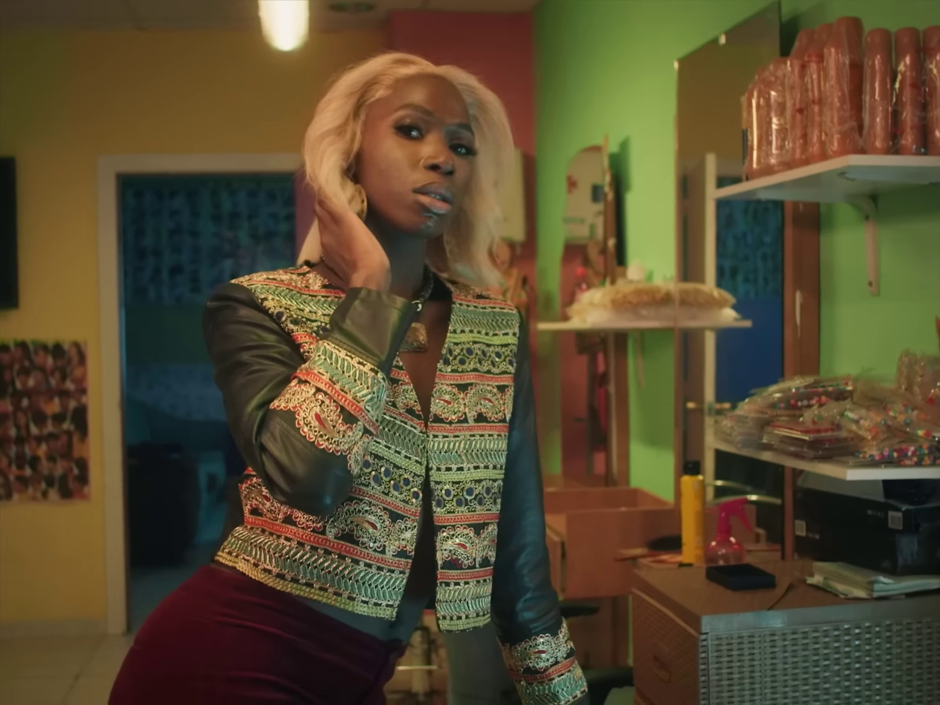 Patek (2022) —  shot,  lighting