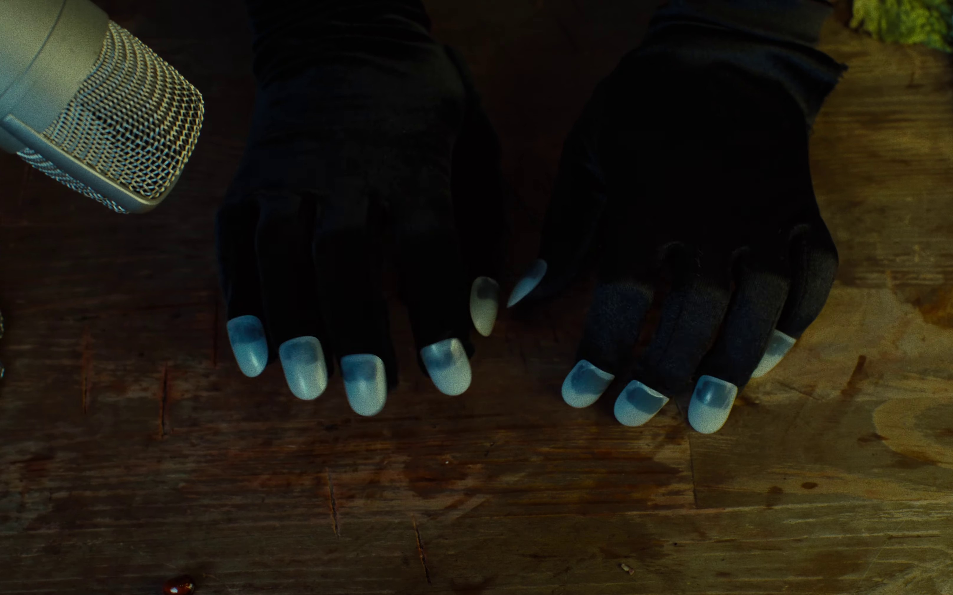 Backbone  (2023) —  shot,  lighting