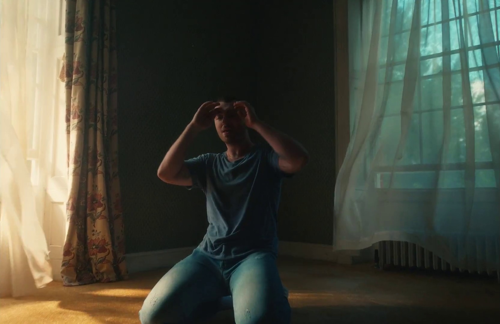 Diamonds (2020) —  shot,  lighting