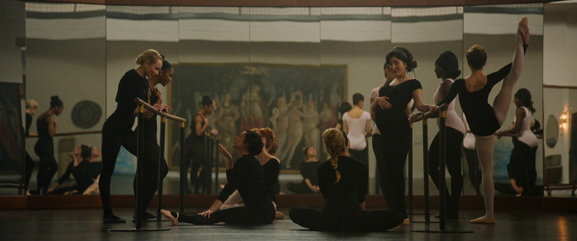 Don't Worry Darling (2022) —  shot,  lighting